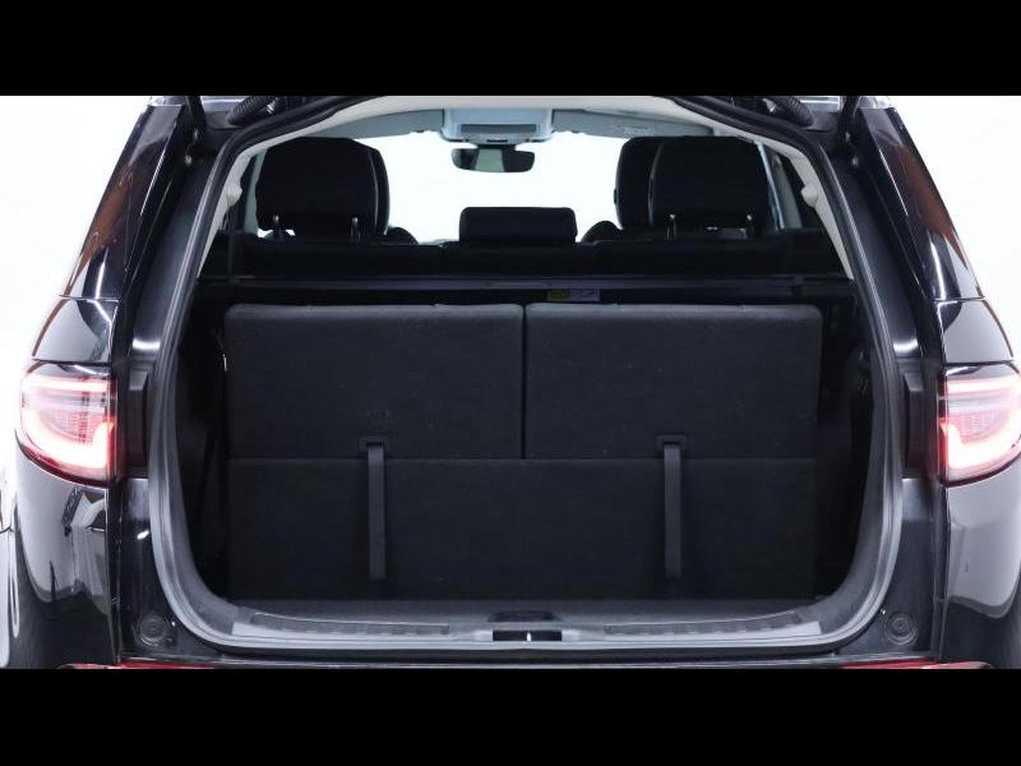 Land-Rover Discovery Sport D165 Dynamic S AWD Auto (2024) - Foto 8