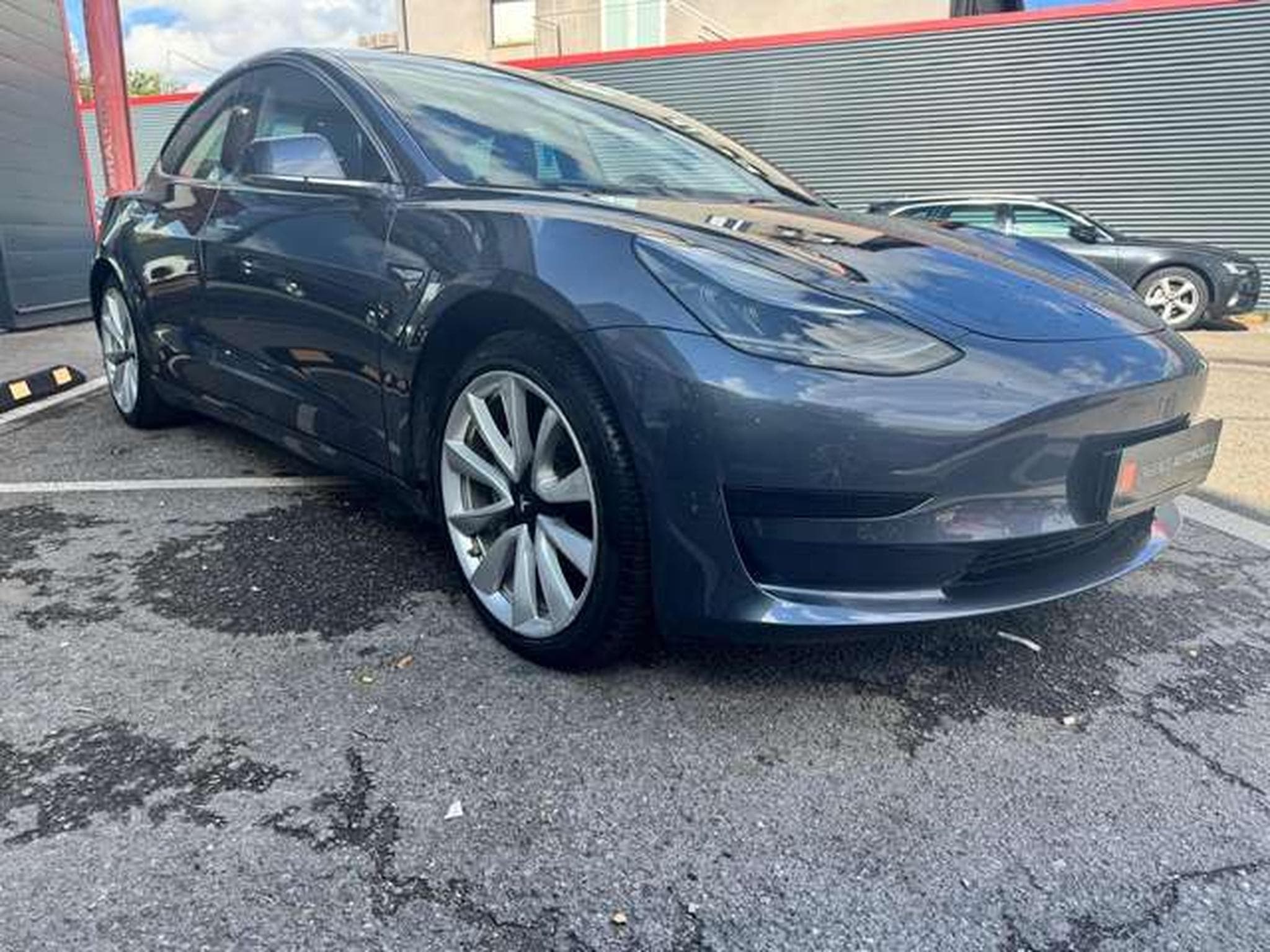 Tesla Model 3 Model 3 Langstreckenbatterie Hinterradantrieb (2020) - Foto 4