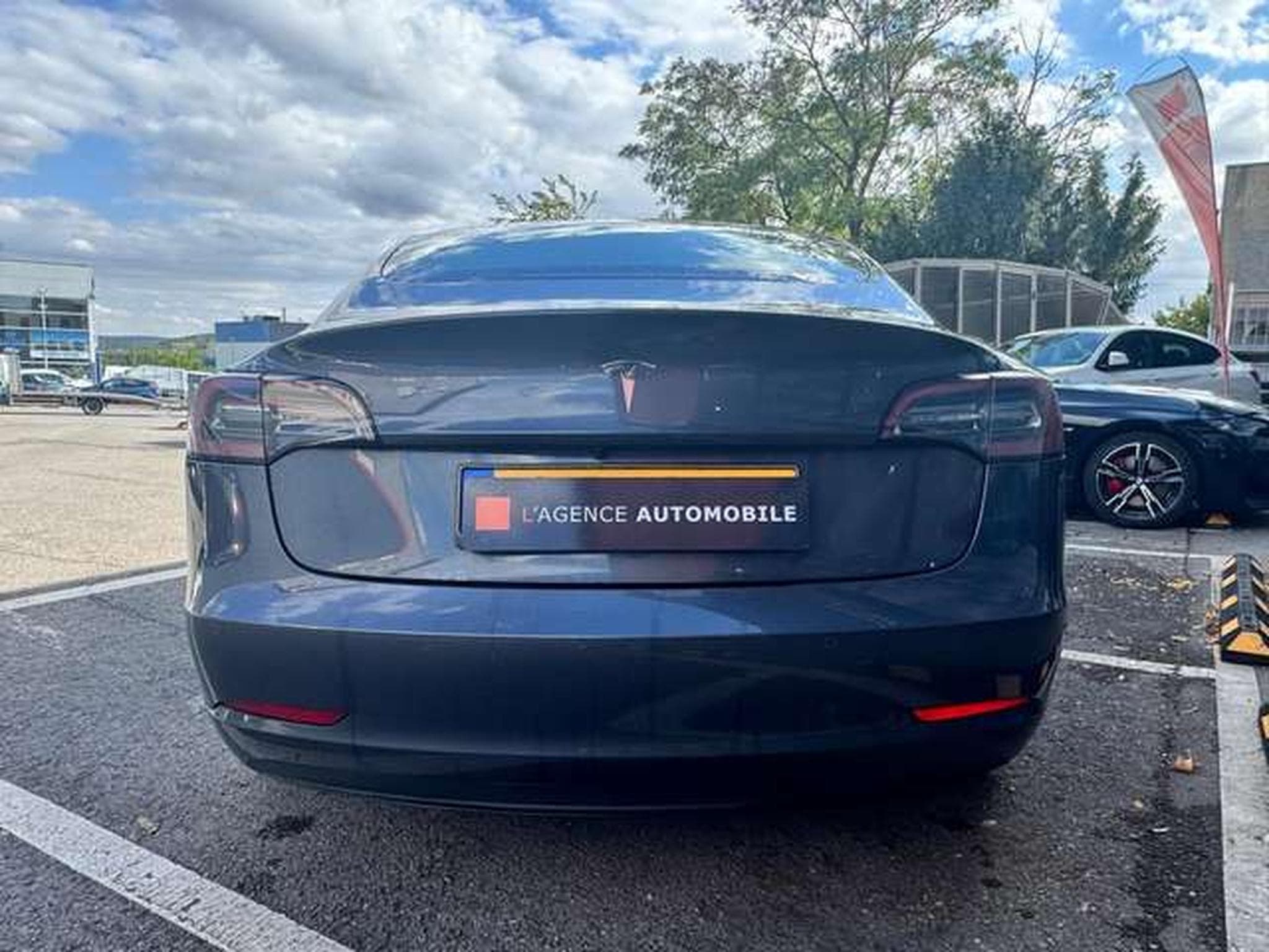 Tesla Model 3 Model 3 Langstreckenbatterie Hinterradantrieb (2020) - Foto 5