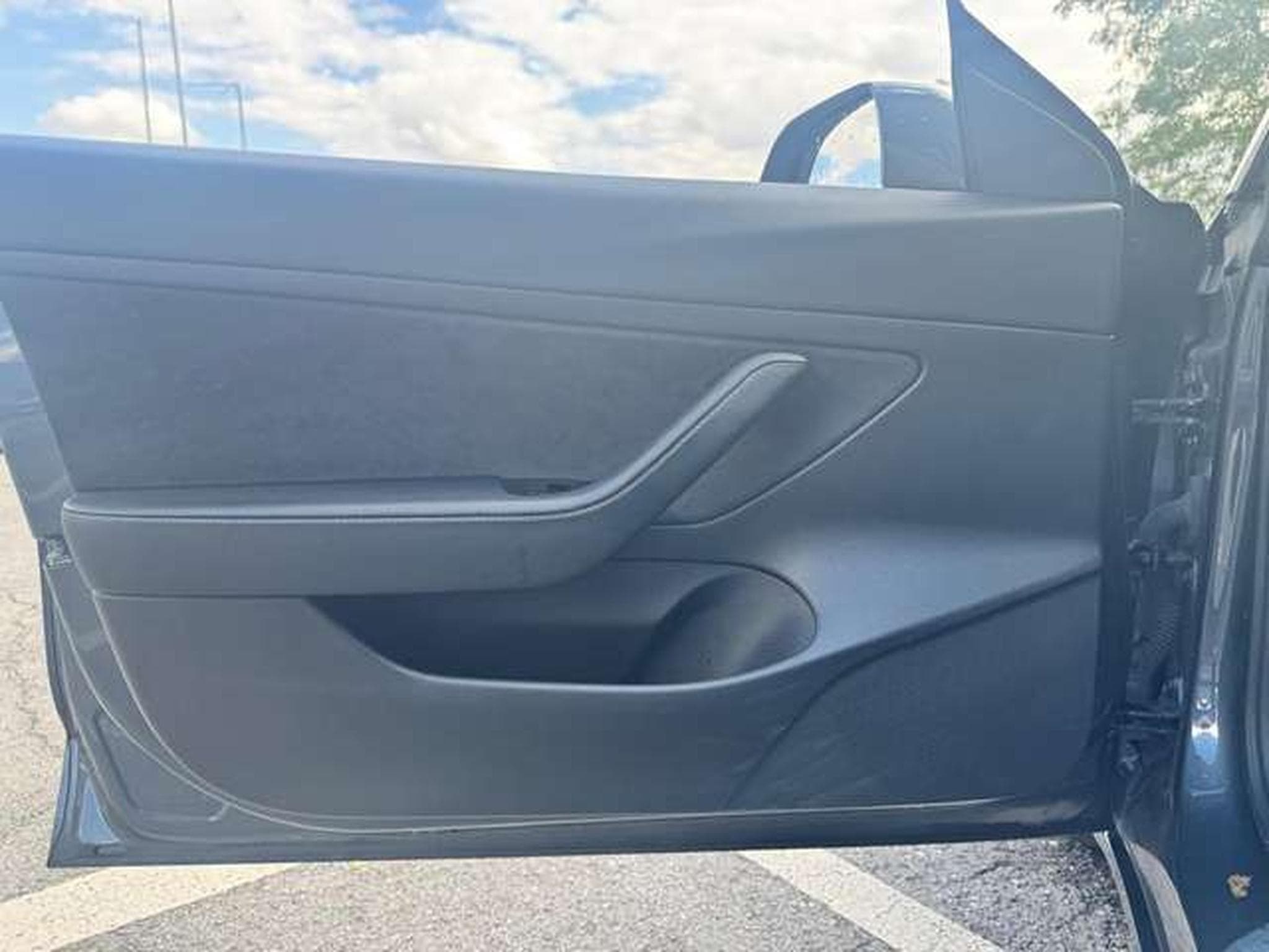 Tesla Model 3 Model 3 Langstreckenbatterie Hinterradantrieb (2020) - Foto 7