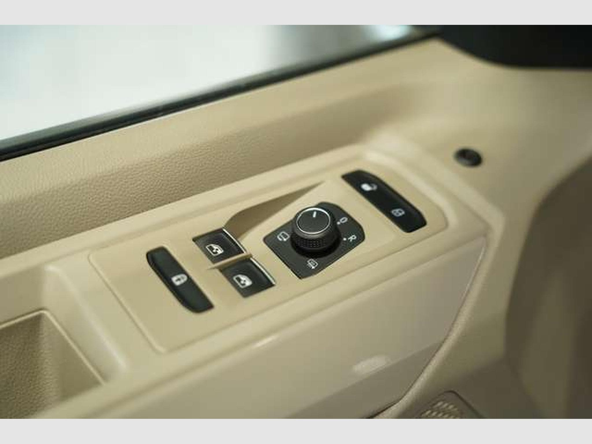 VW T7 Style 2H *7Sitz*Massage*ACC*AHK*MEMO (2023) - Foto 33