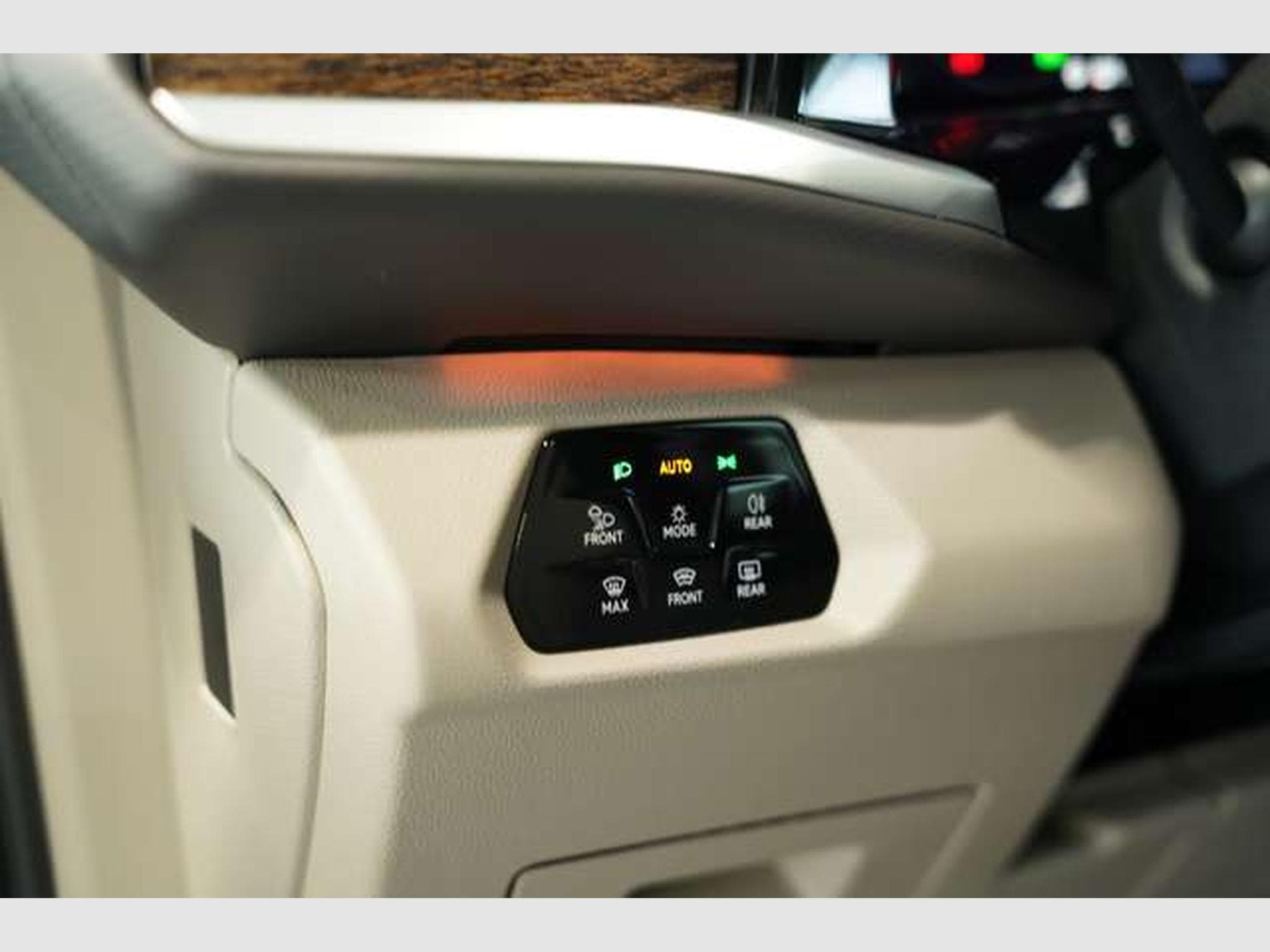VW T7 Style 2H *7Sitz*Massage*ACC*AHK*MEMO (2023) - Foto 34