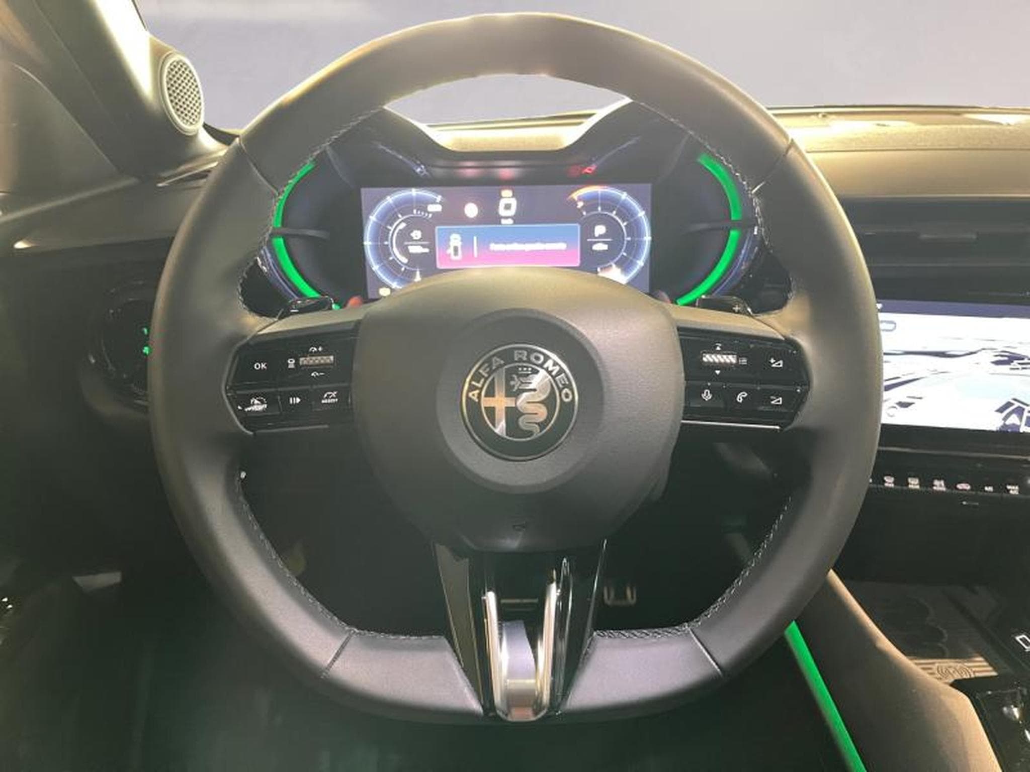 Alfa-Romeo Junior Junior 1.2 Ibrida 145 (2025) - Foto 16