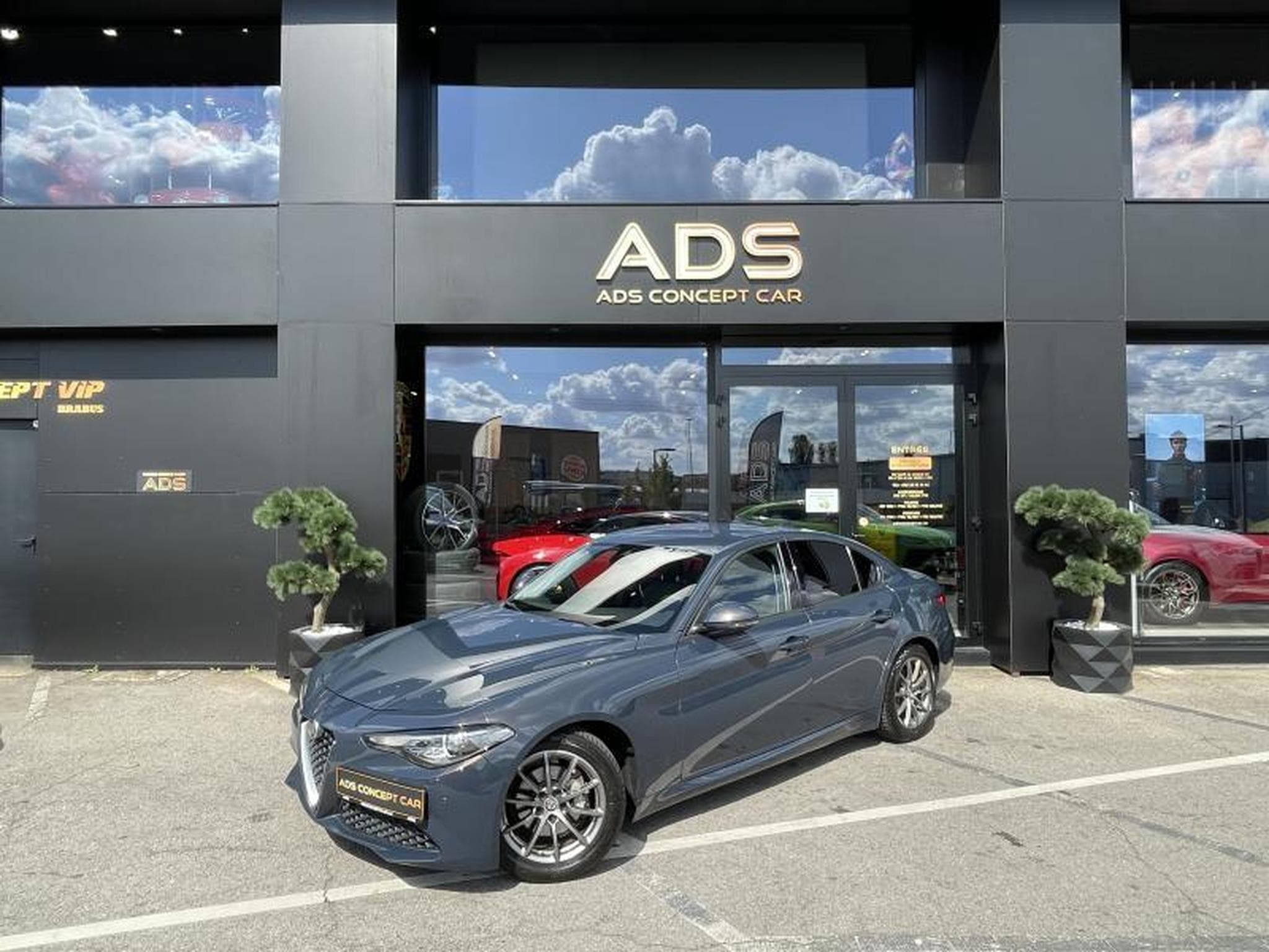 Alfa-Romeo Giulia Turbo Diesel 150ch/GPS/Bluetooth/Radar AV AR (2017) - Photo 1