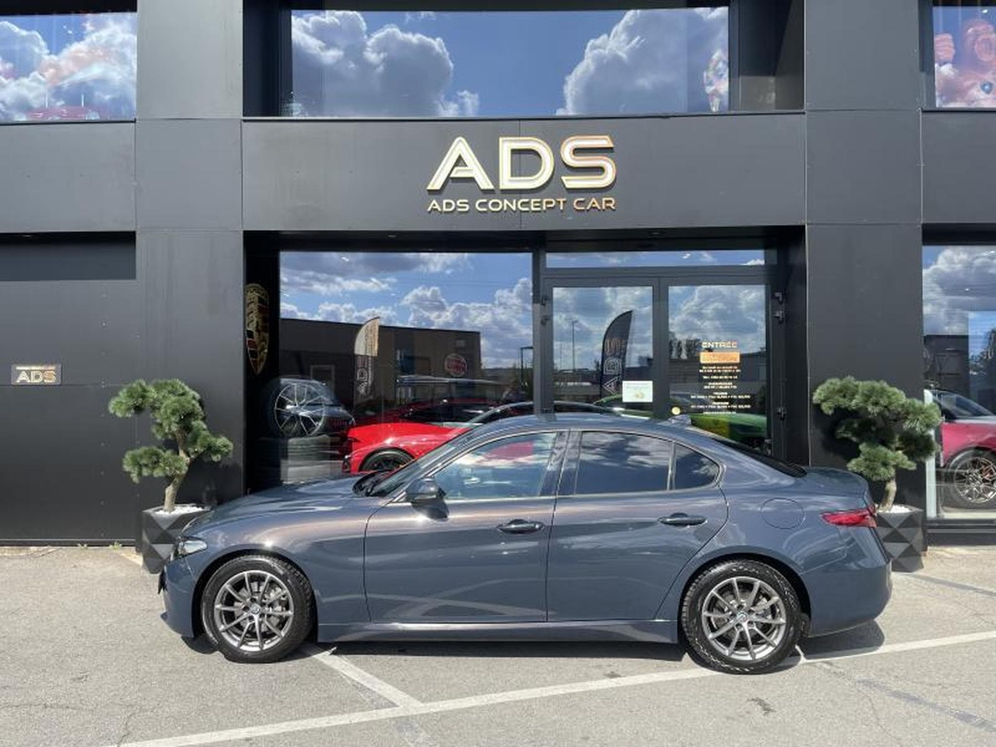 Alfa-Romeo Giulia Turbo Diesel 150ch/GPS/Bluetooth/Radar AV AR (2017) - Photo 4