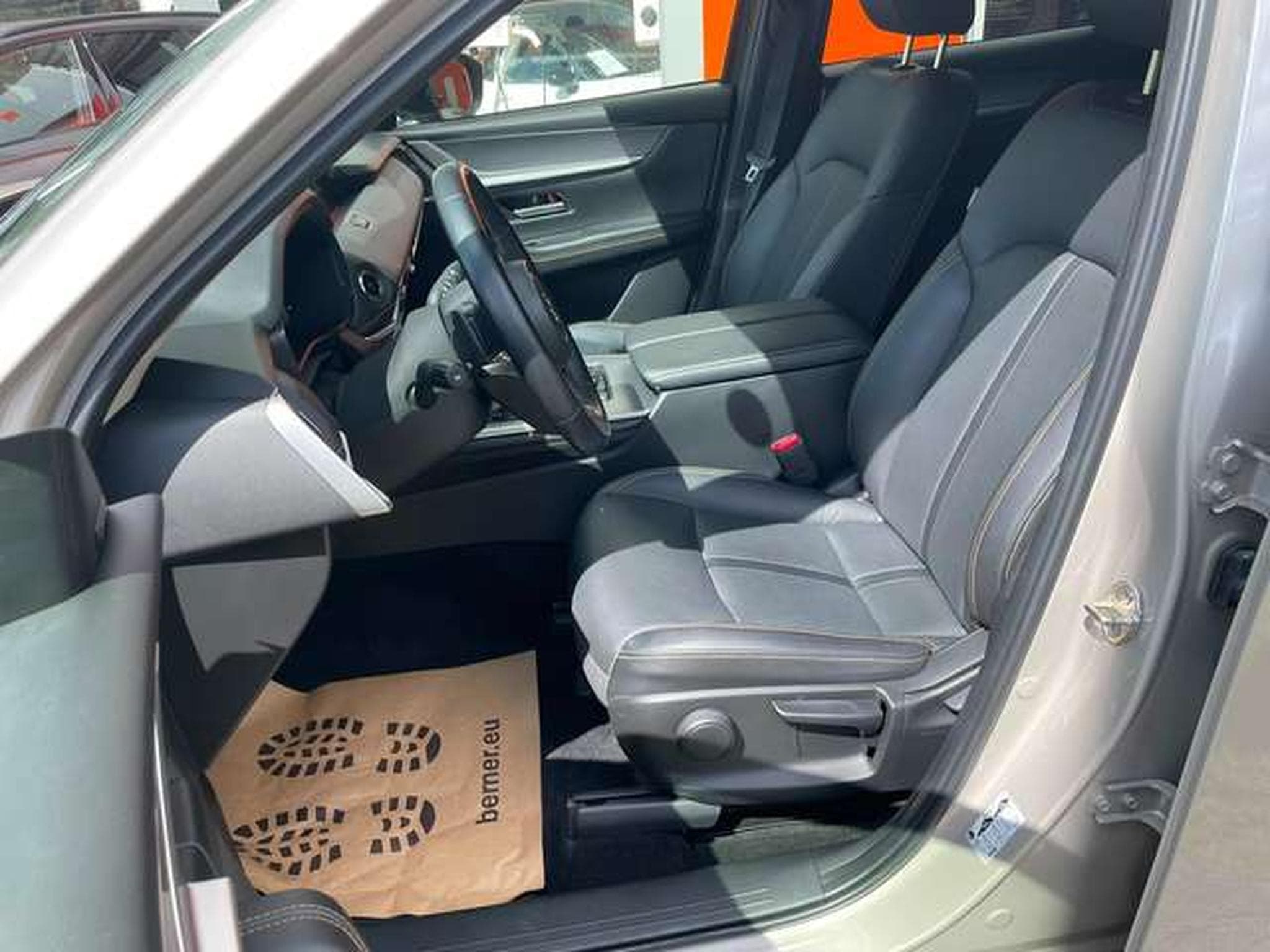 Mazda CX-60 AWD PHEV Aut. HOMURA - GARANTIE JUSQU'A 36 MOIS (2023) - Photo 11