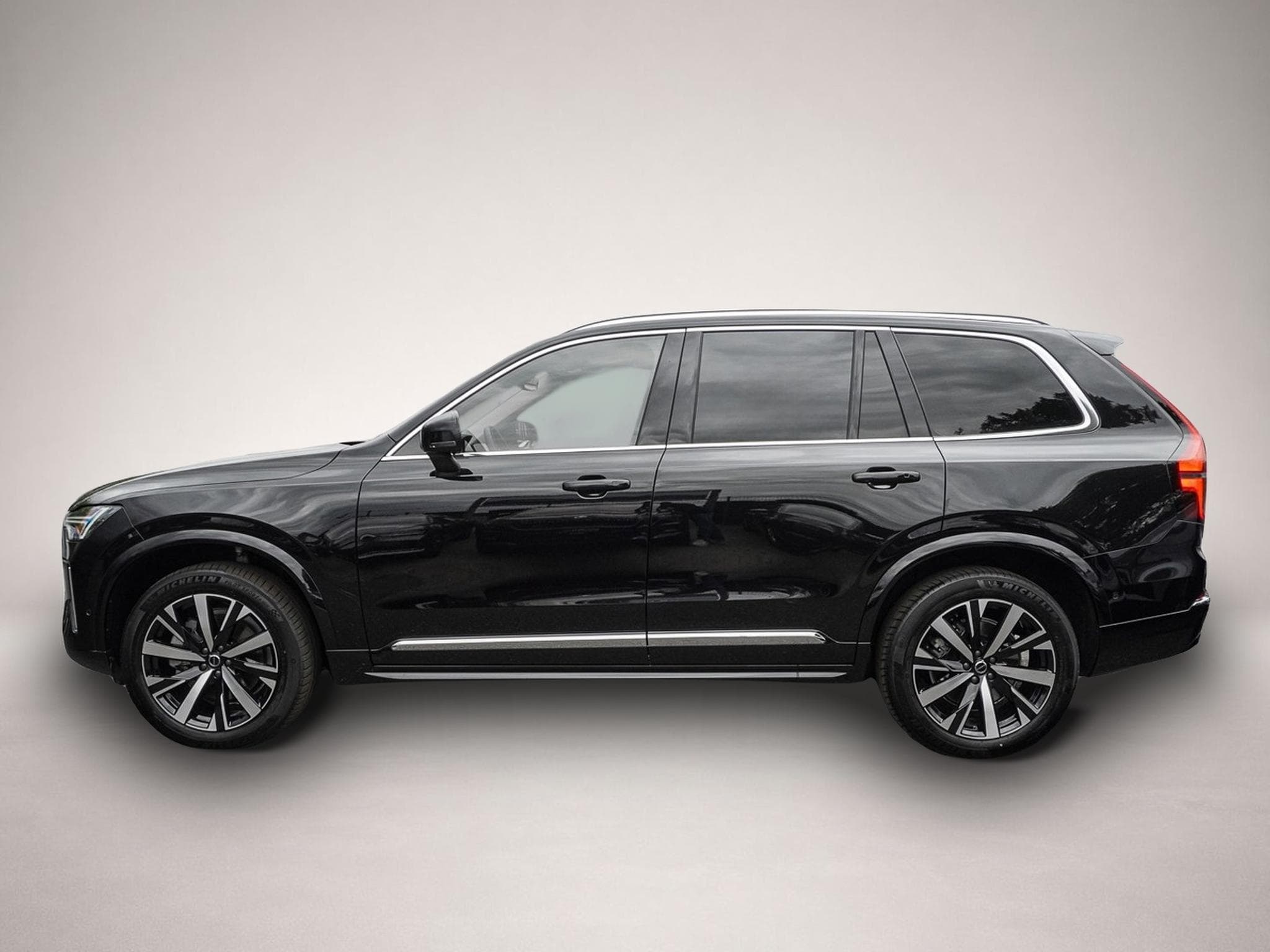 Volvo XC90 (2024) - Photo 4