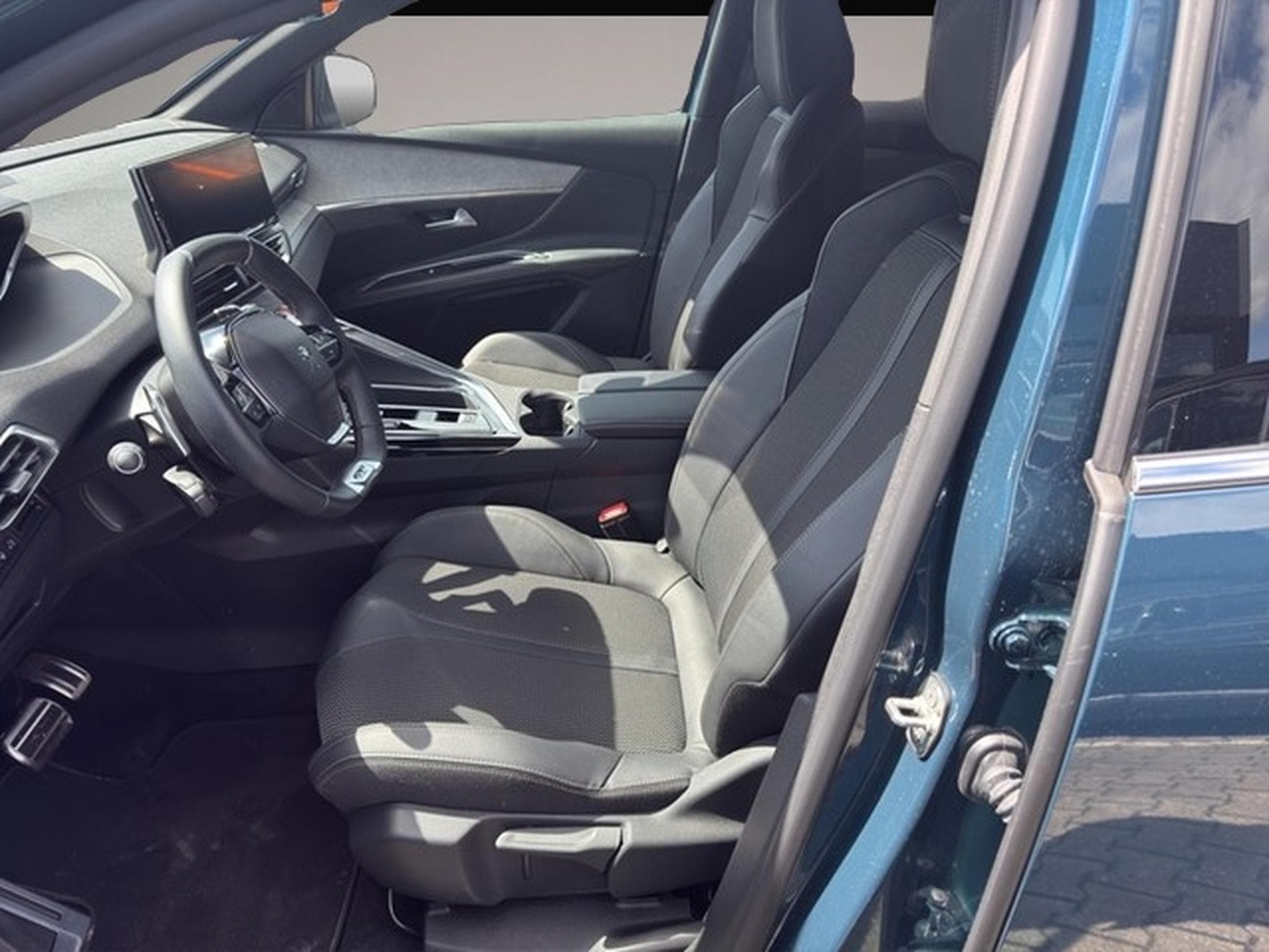 Peugeot 3008 (2024) - Photo 6