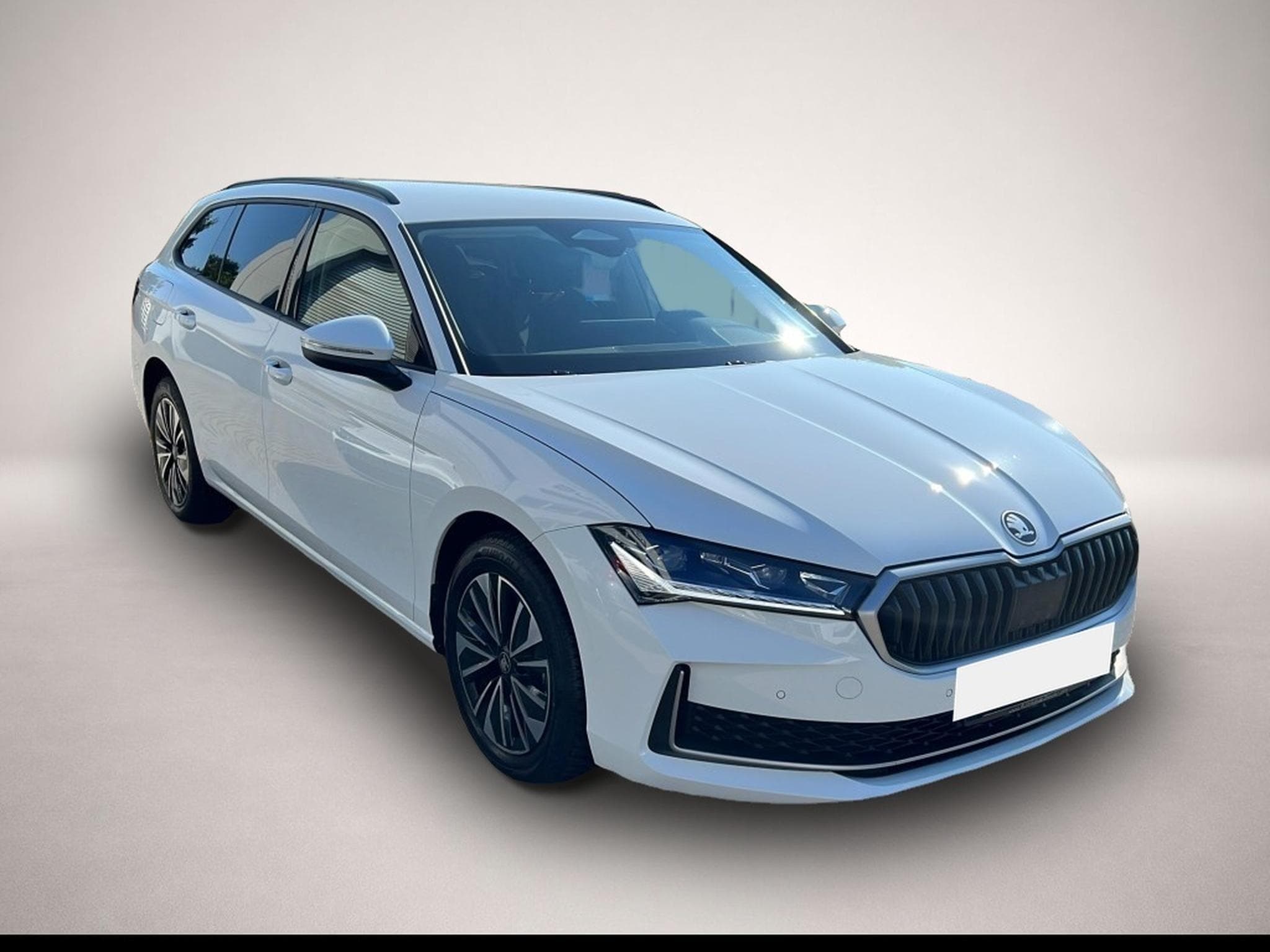Skoda Superb (2025) - Photo 4