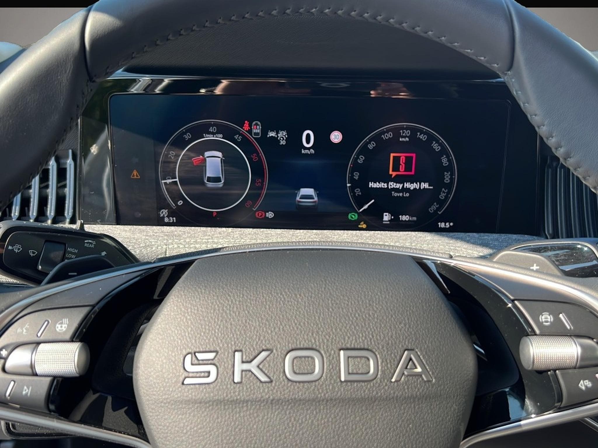 Skoda Superb (2025) - Photo 7
