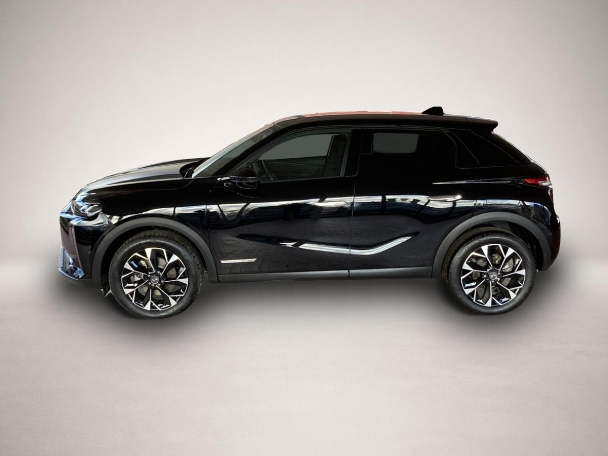 DS Automobiles DS3 (2024) - Photo 3