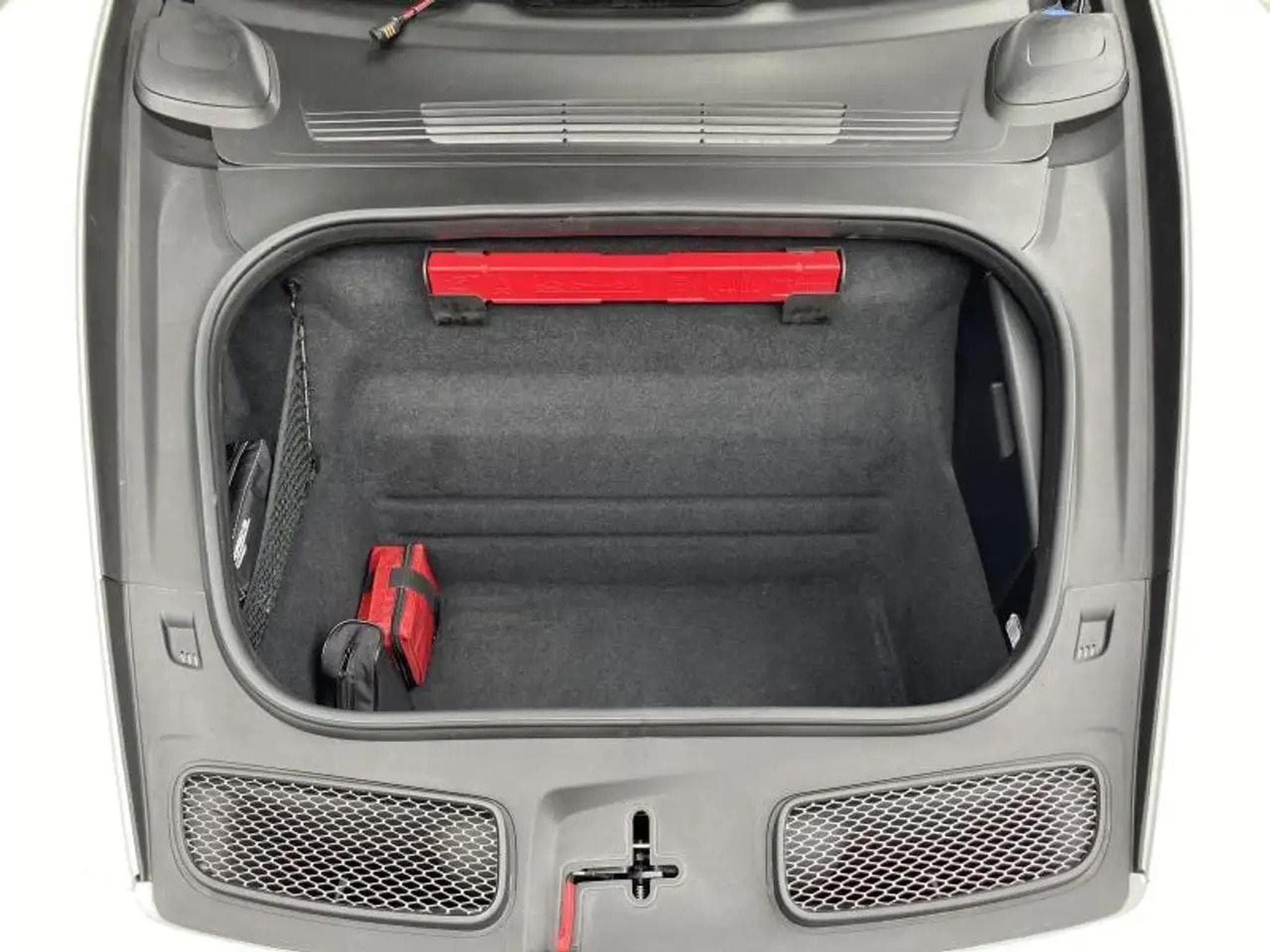 Porsche 911 (2023) - Photo 25