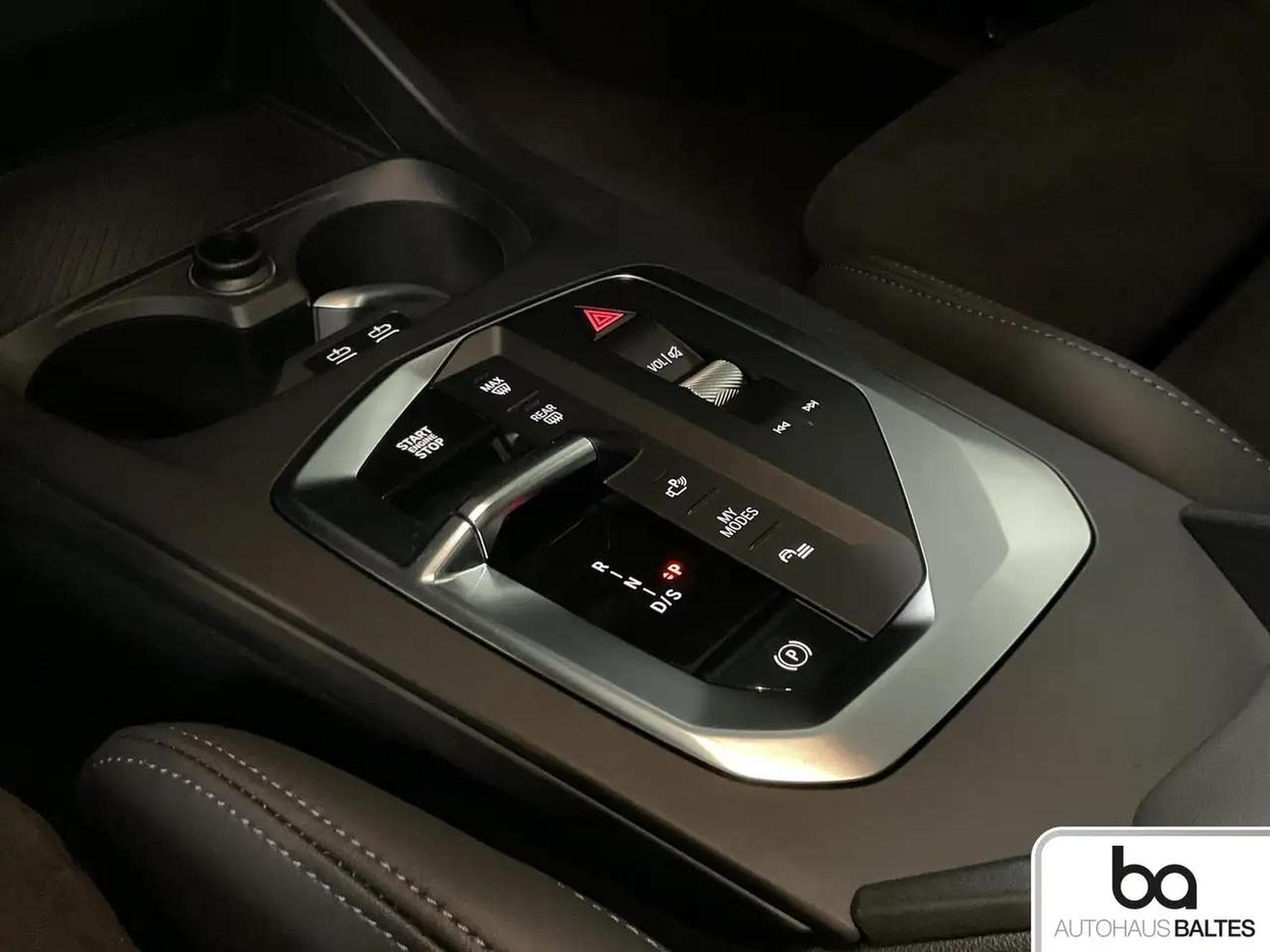 BMW 120 (2025) - Photo 10