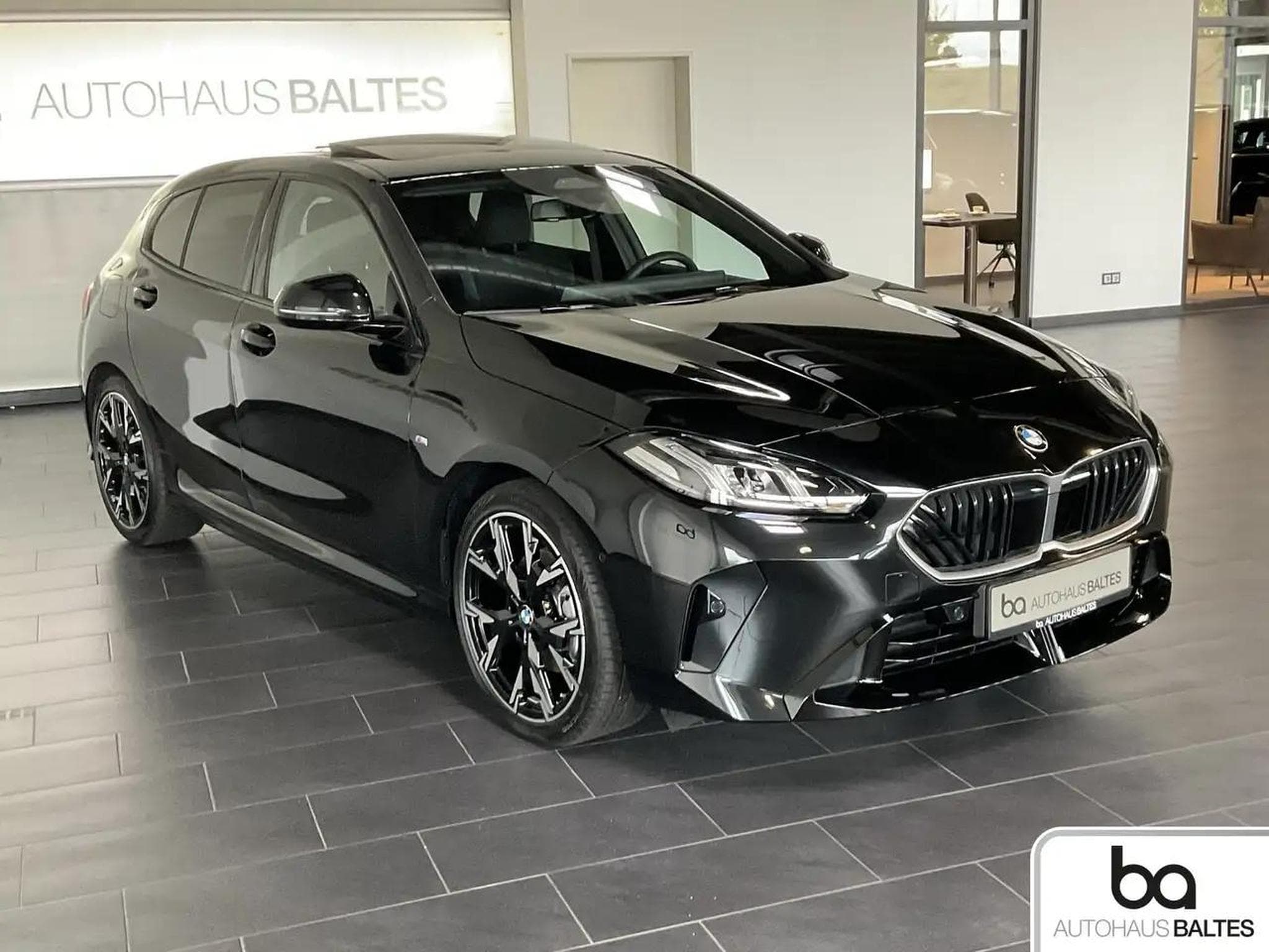 BMW 120 (2025) - Photo 5