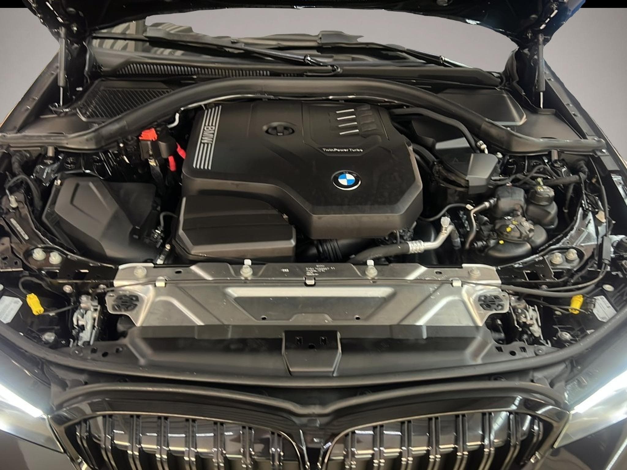 BMW 330 (2025) - Photo 5