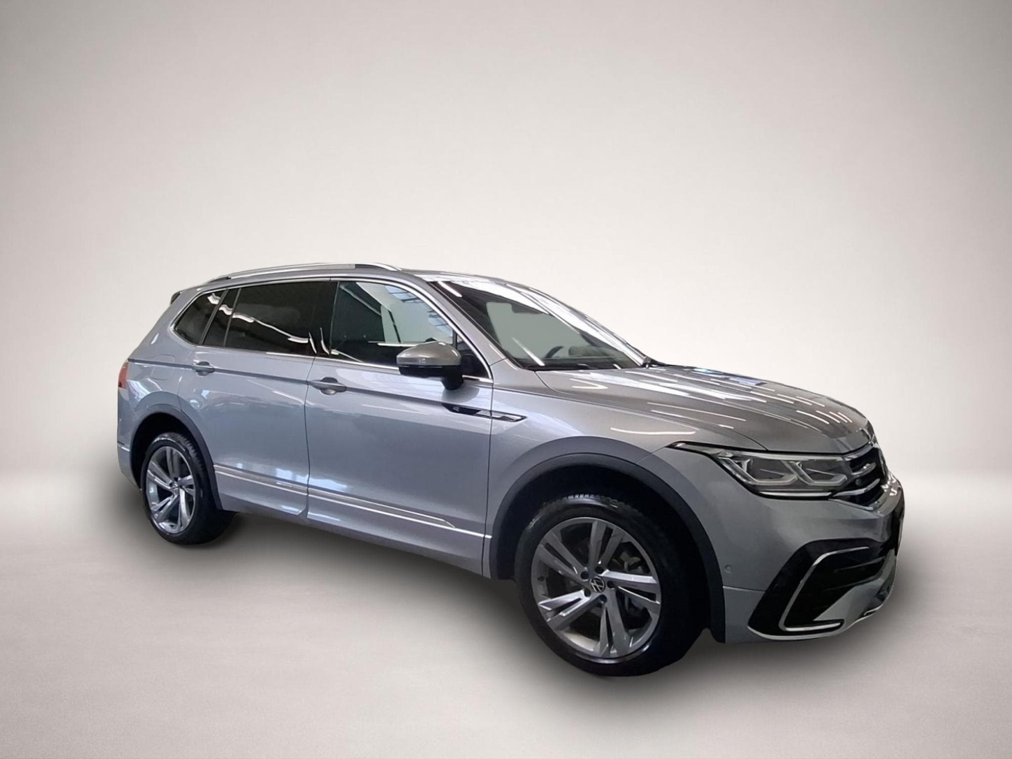 VW Tiguan (2024) - Photo 7