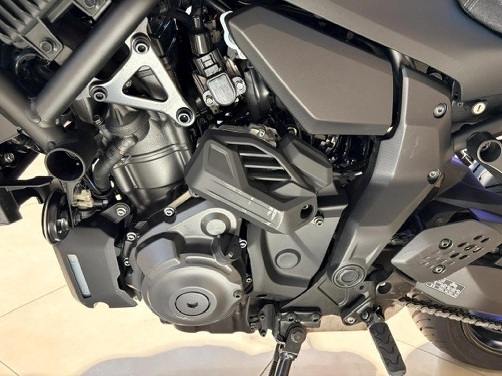 Yamaha MT07 Y-AMT 35 kw (2025) - Photo 15