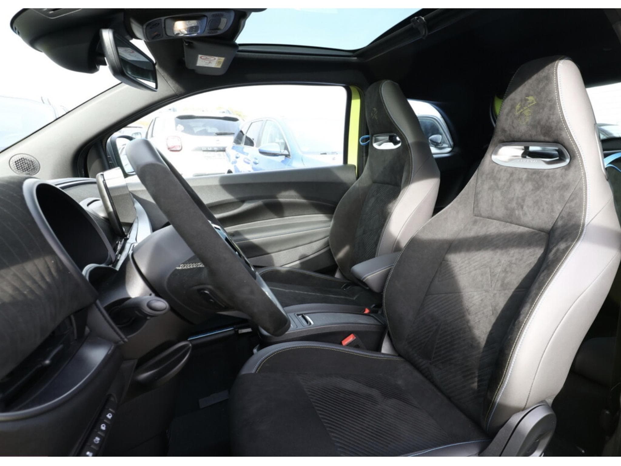 Abarth 500 500e n42kwh Turismo (2026) - Photo 6