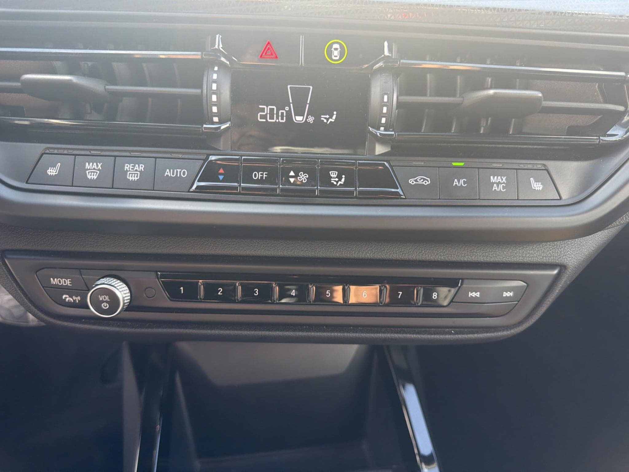 BMW 118 I Pack M AUTO (2021) - Photo 17