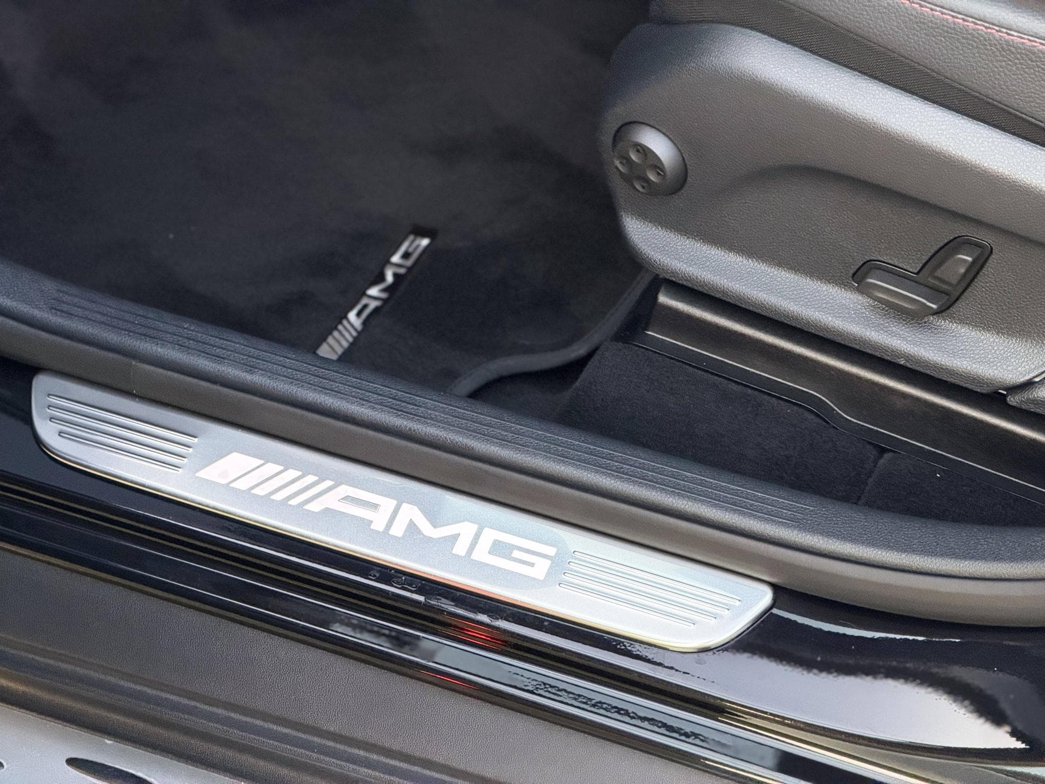 Mercedes GLC GLC 43 AMG 4Matic 390ch / Premium Plus / Burmester / Échappe (2019) - Photo 31