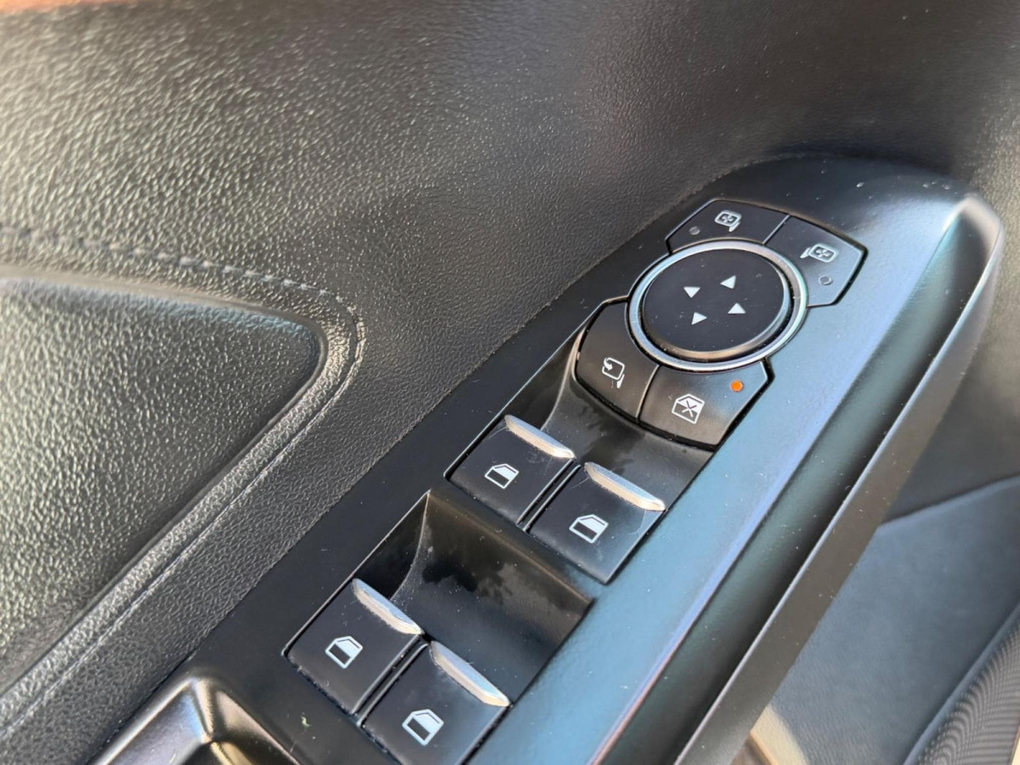 Ford Focus Turnier ST-Line 120 PS (2019) - Foto 13