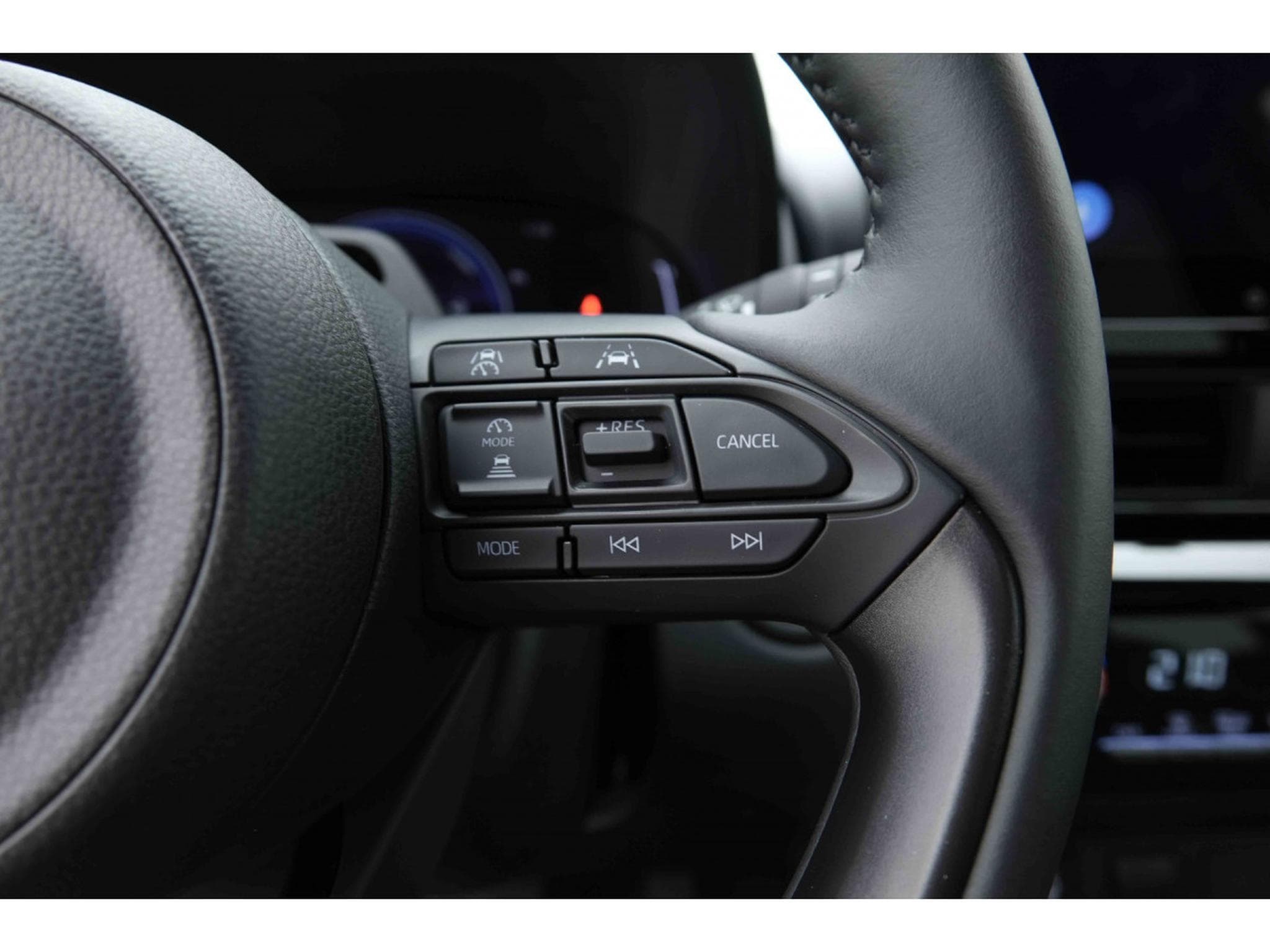 Toyota Yaris Cross 1.5 VVT-i  130 Hybride Executive (2026) - Photo 20