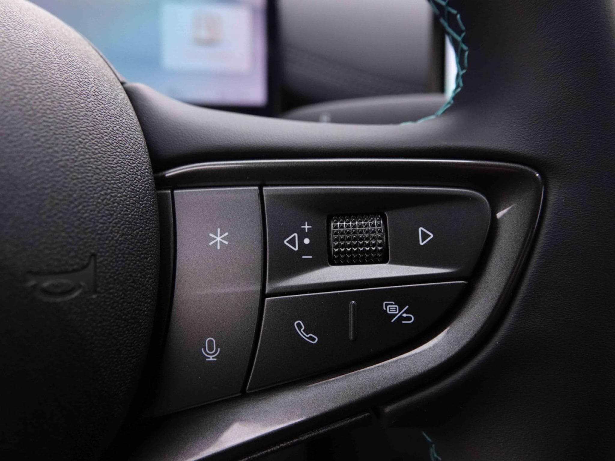 BYD Seal 6 1.5 PHEV 212 Automatique Touring Comfort (2025) - Photo 18