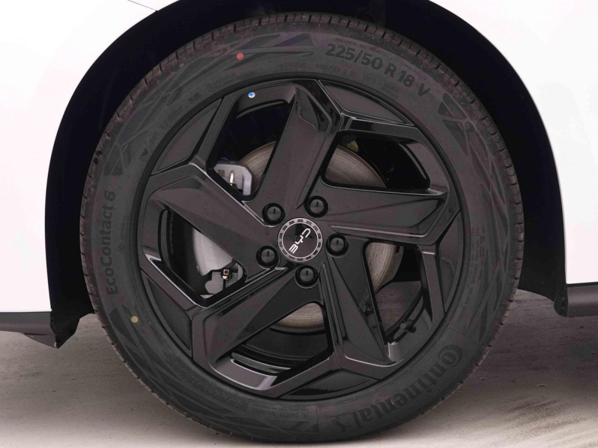 BYD Seal 6 1.5 PHEV 212 Automatique Touring Comfort (2025) - Photo 6