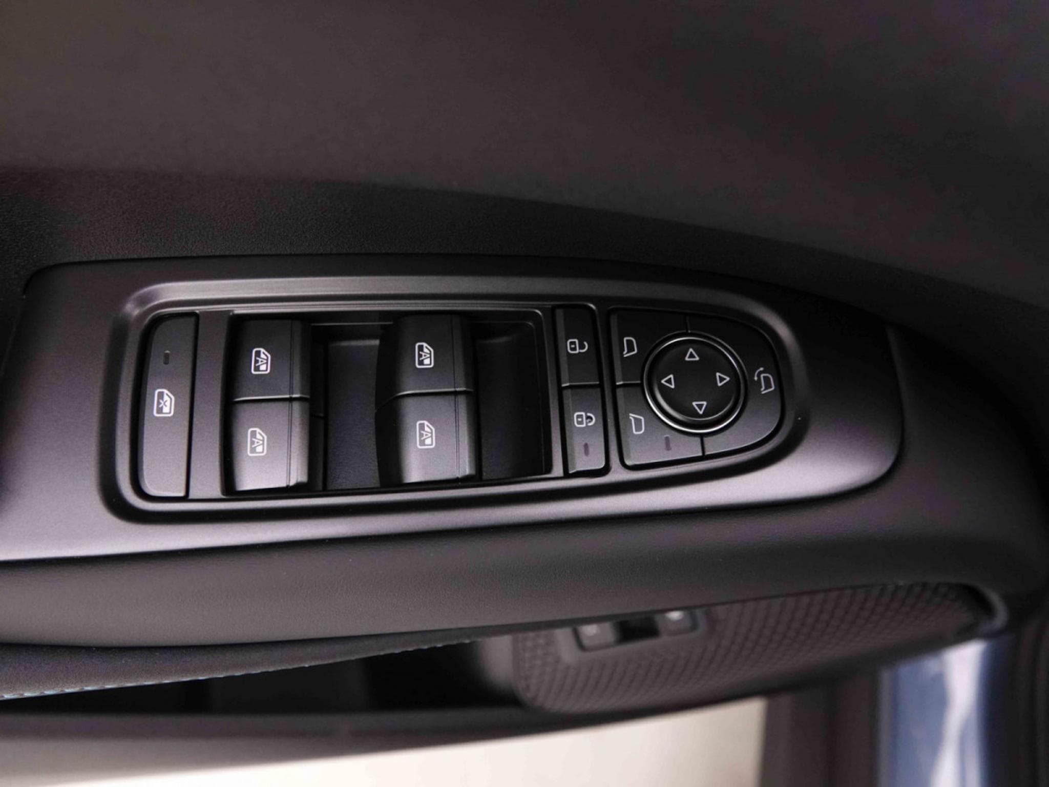BYD Seal 6 1.5 PHEV 212 Automatique Touring Comfort (2025) - Photo 22