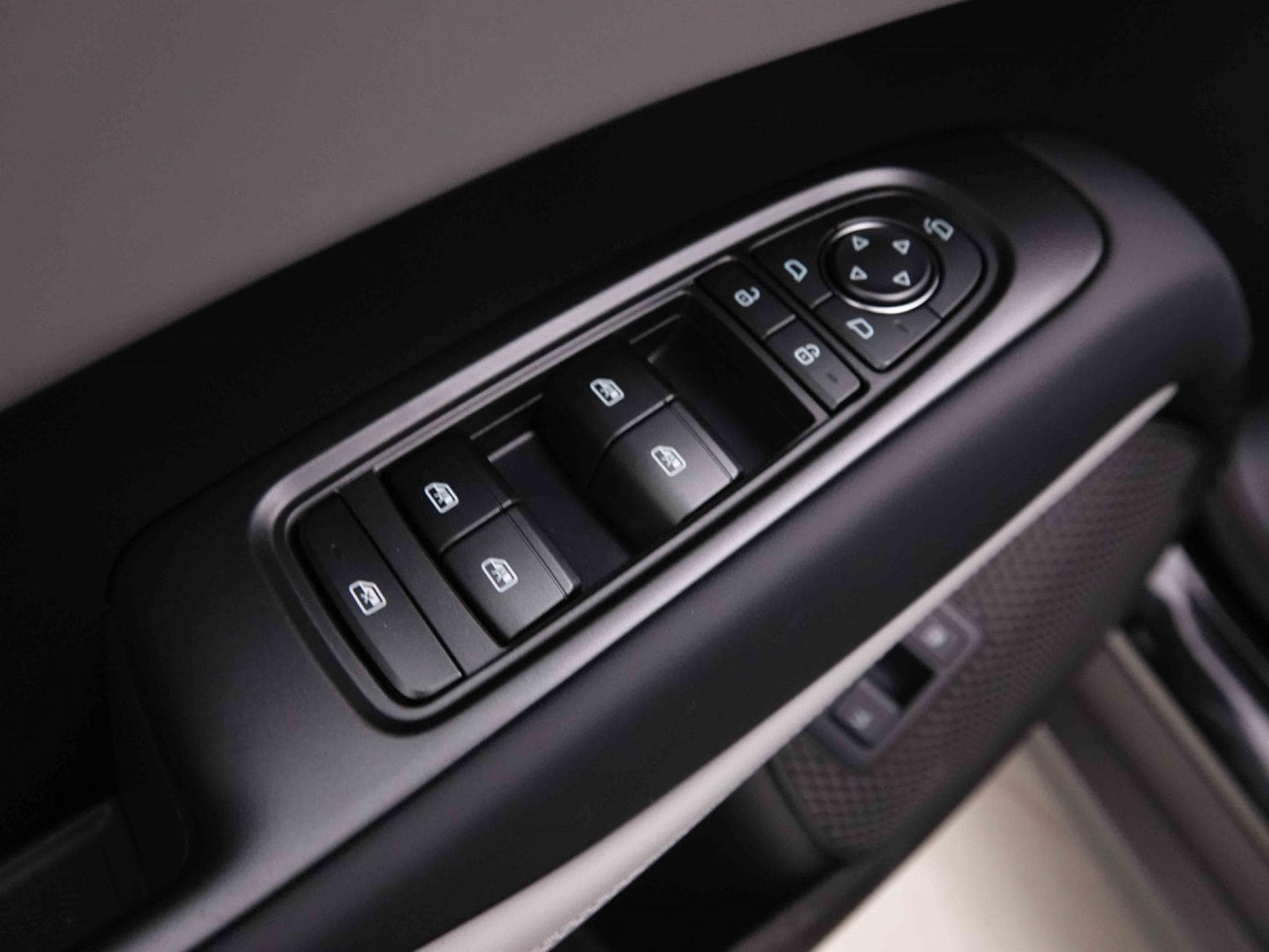 BYD Seal 1.5 PHEV 212 Automatique Touring Comfort (2025) - Photo 22