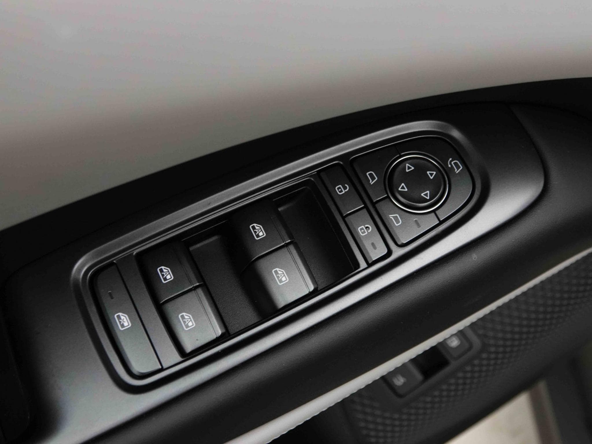 BYD Seal 6 1.5 PHEV 184 Automatique Touring Comfort (2025) - Photo 18