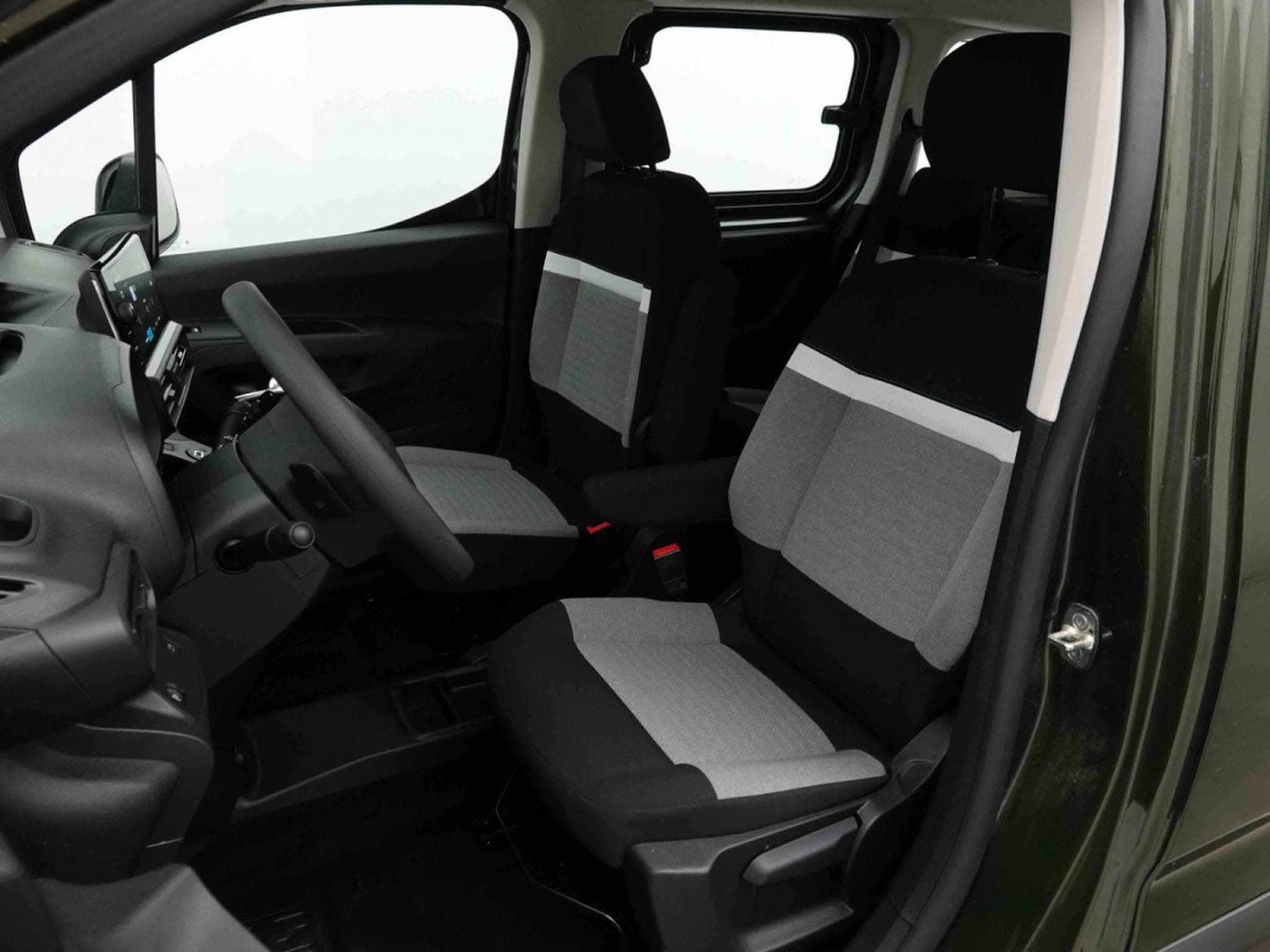Citroën E-Berlingo 50 kWh M Plus (2025) - Photo 7