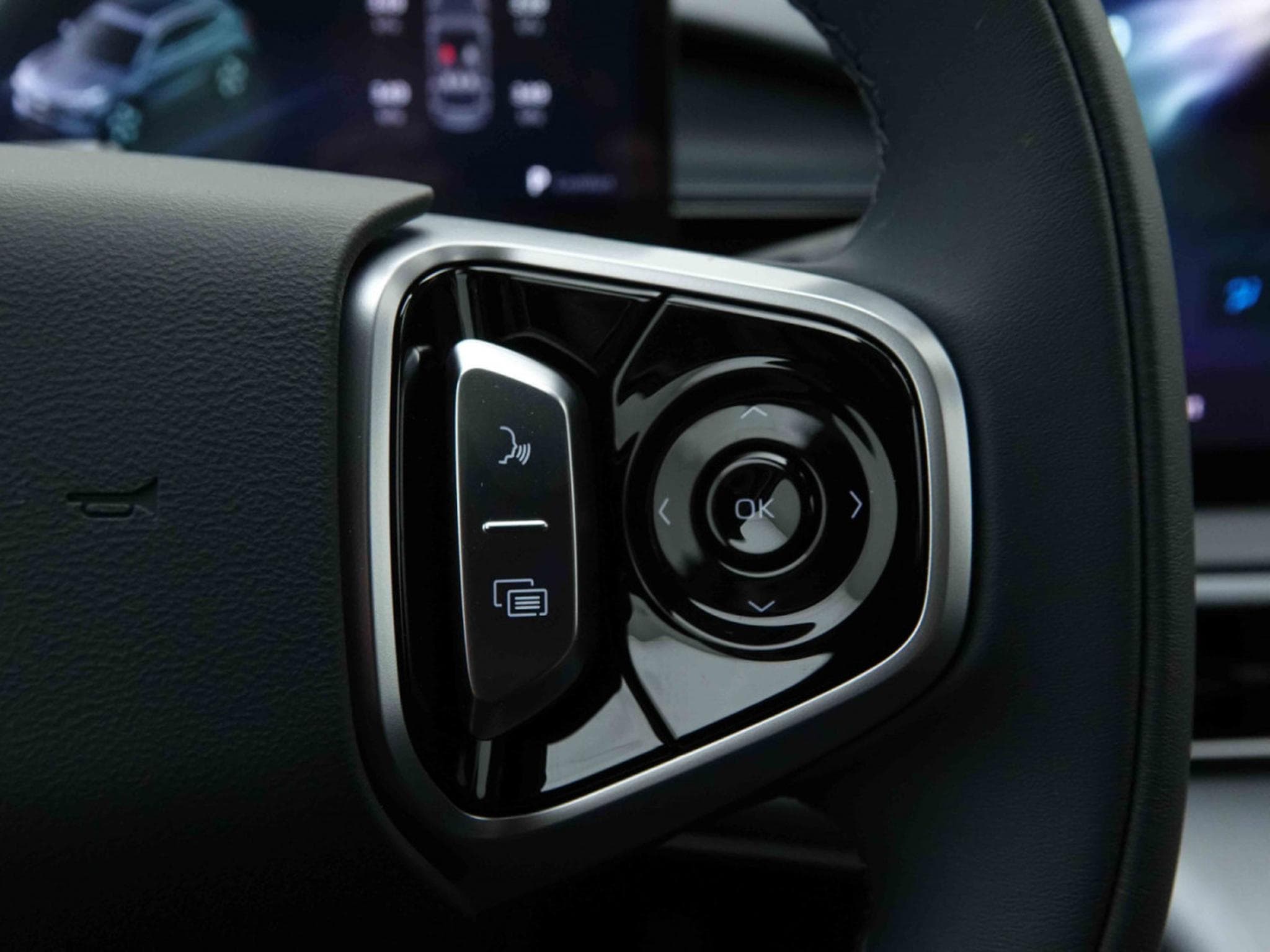 Geely EX5 PRO +  60 kWH´h (2026) - Photo 19