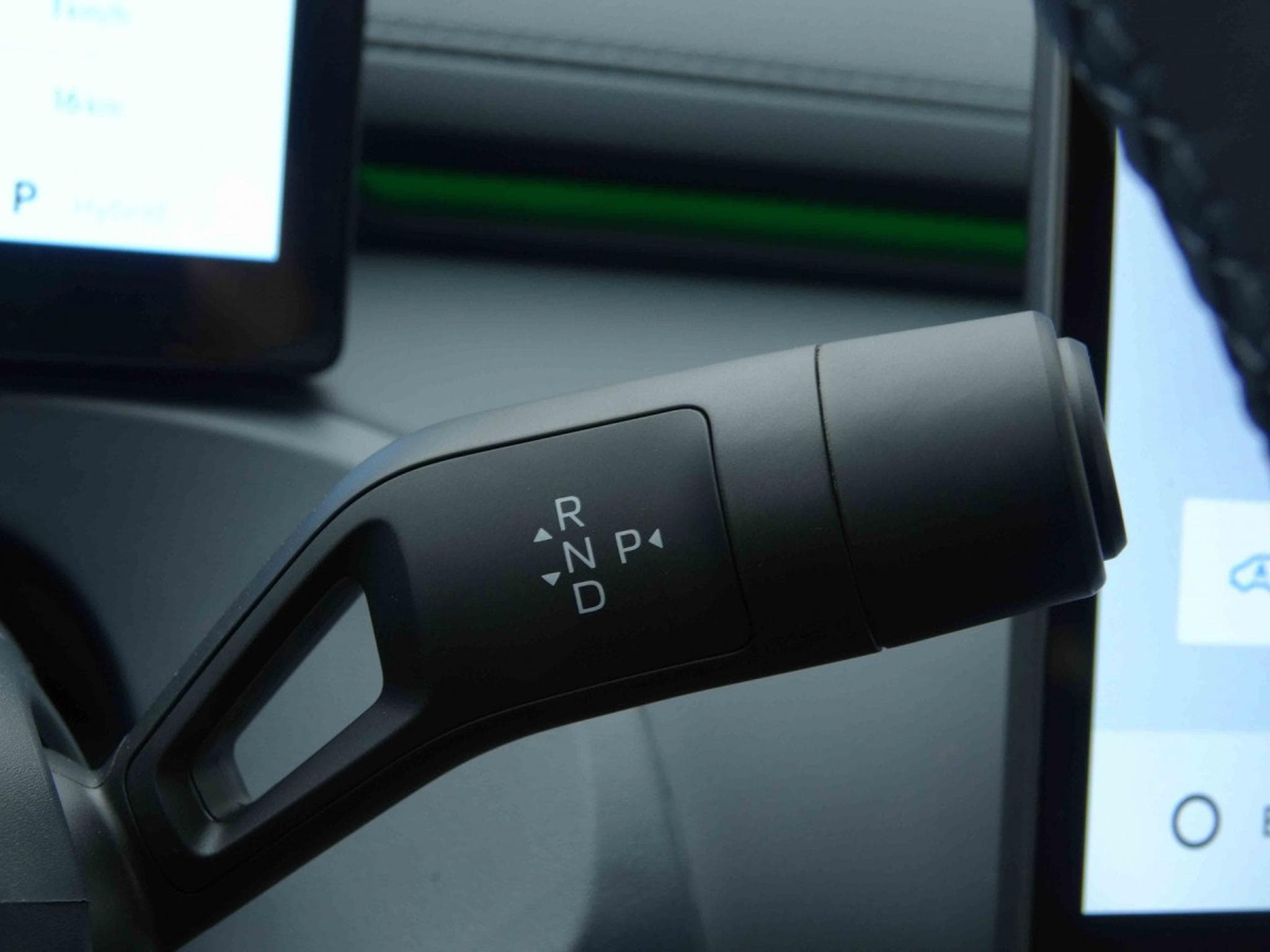 Geely Starray EM-i 1.5 PHEV 263 Automatique (2026) - Photo 17