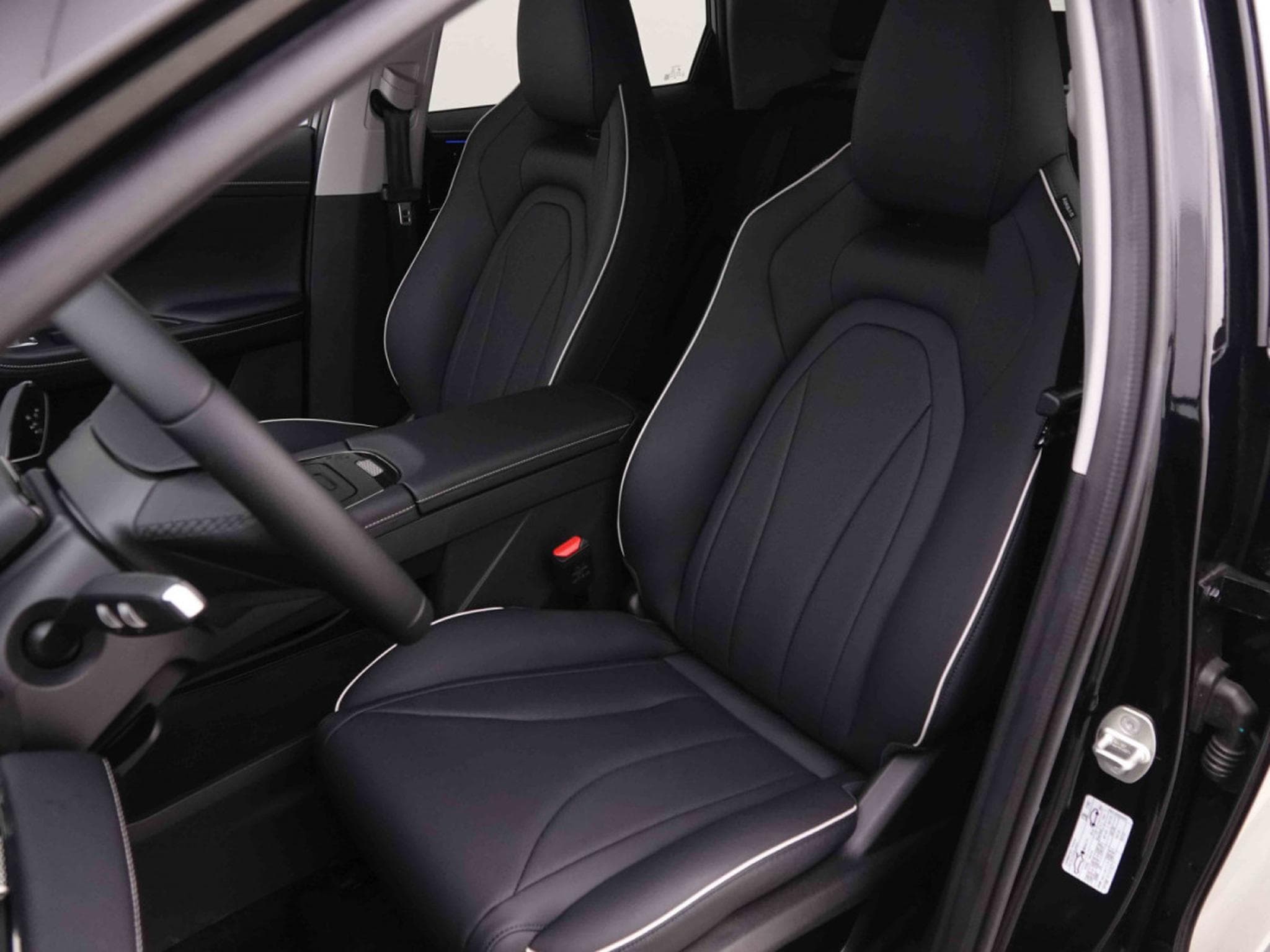 Omoda 5 1.6 T-GDI 147 DCT Comfort (2025) - Photo 8