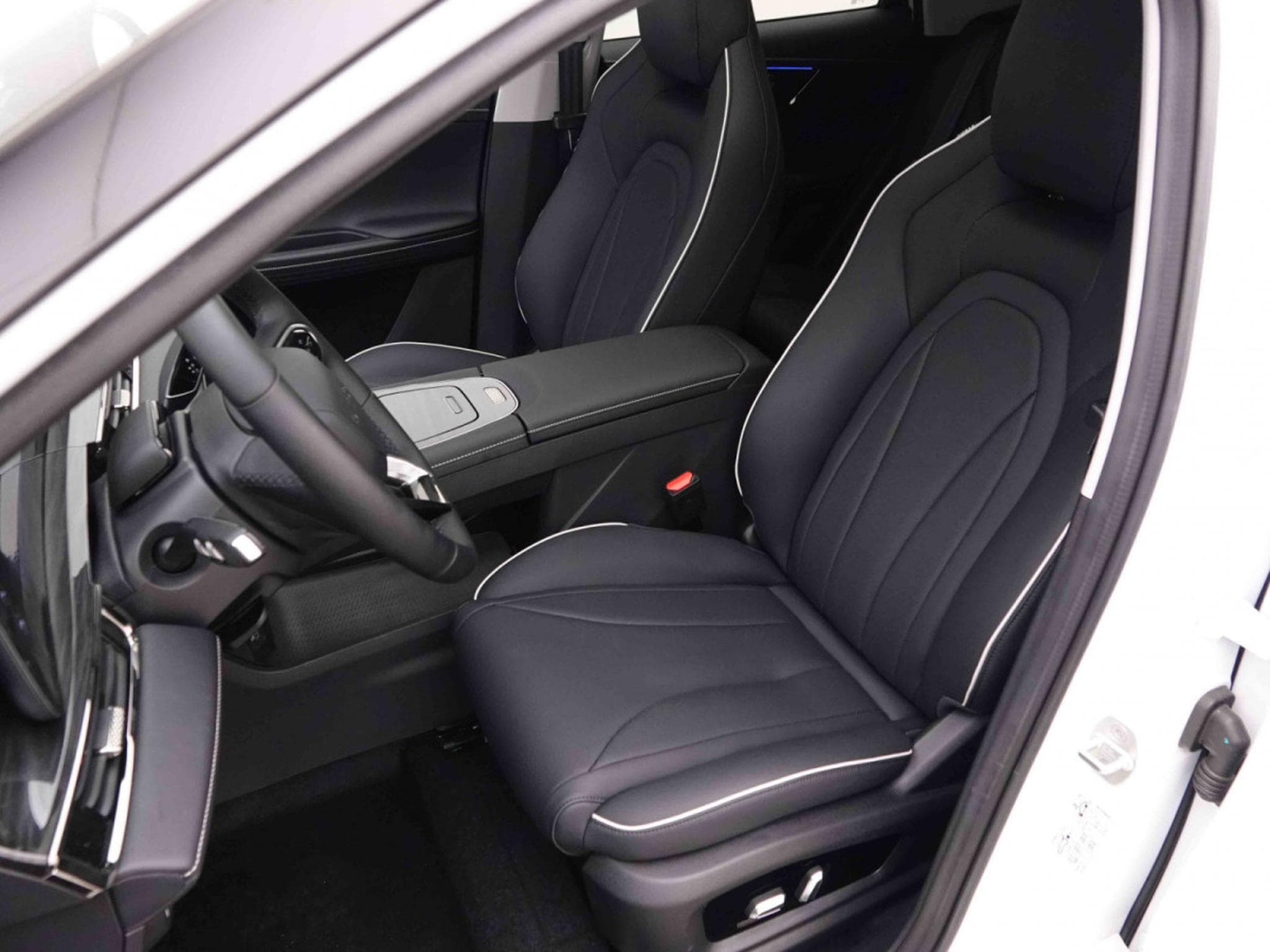 Omoda 5 1.6 T-GDI 147 DCT Comfort (2026) - Foto 8