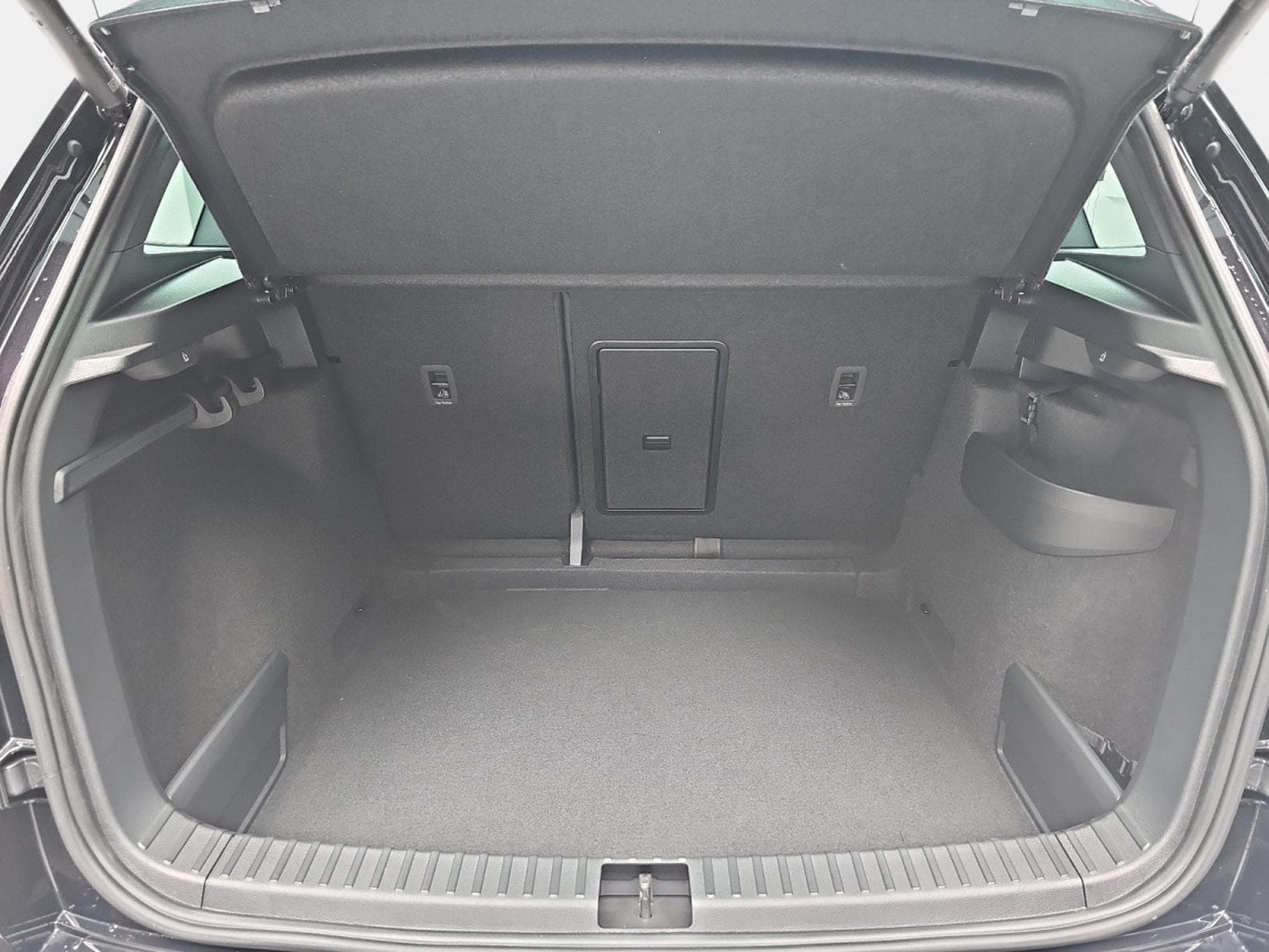 Skoda Karoq 1.5 TSi 150 DSG SPORTLINE (2026) - Foto 13