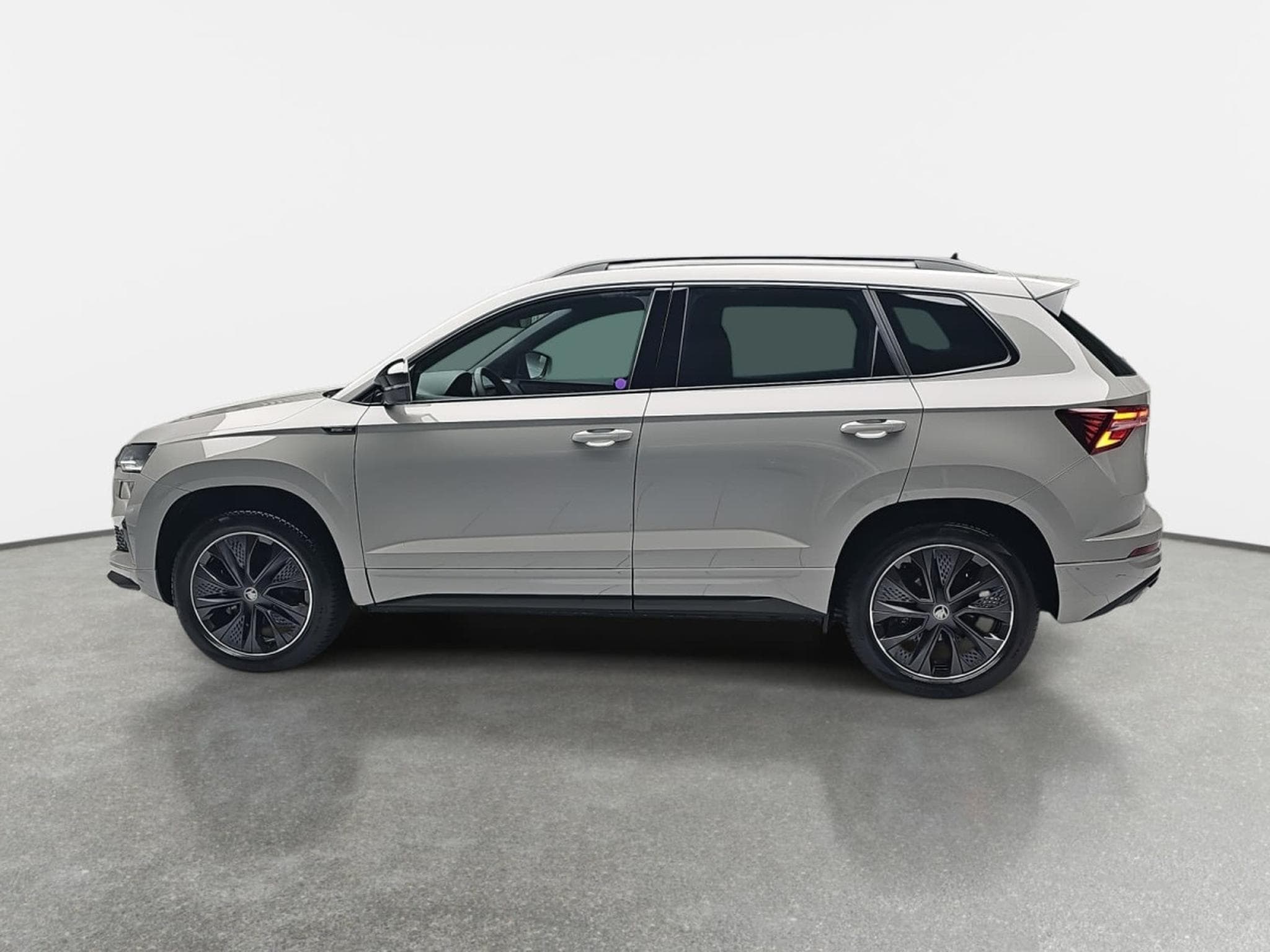 Skoda Karoq 2.0 TSI 190 DSG SPORTLINE 4x4 (2026) - Photo 6