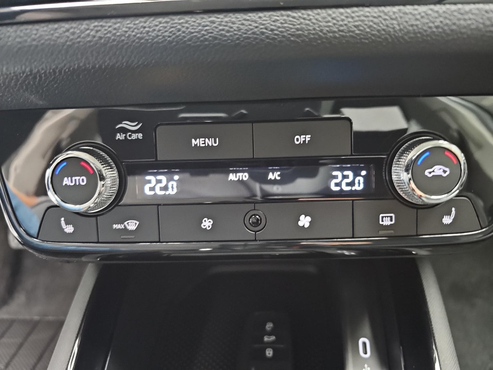 Skoda Kamiq 1.0 TSi 116 DSG Selection (2026) - Photo 11