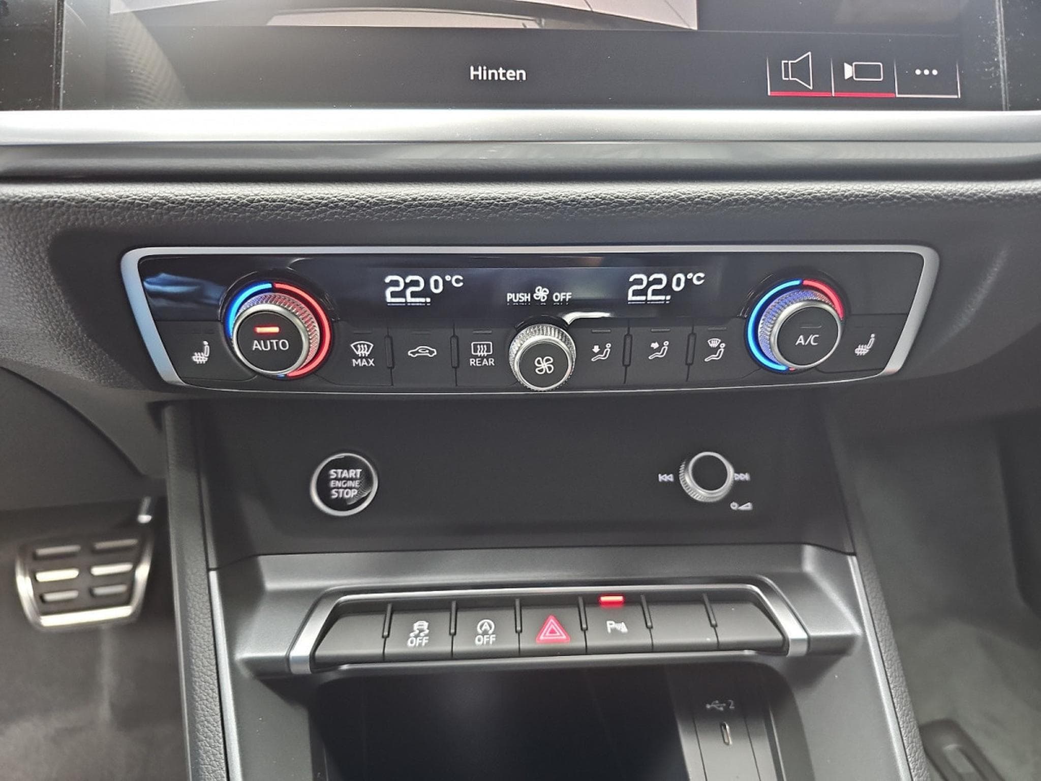 Audi Q3 35 TFSI S-Tronic 150  S-Line (2025) - Photo 10