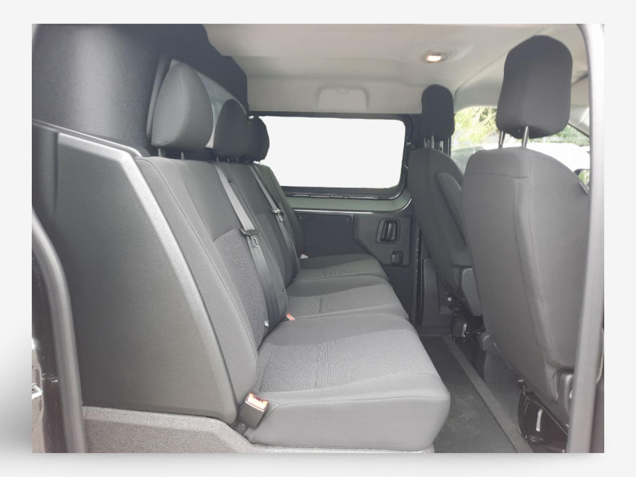 Peugeot Expert 2.0 BlueHDI 180 EAT8 Confort XL Doubel Cabine (2026) - Foto 13