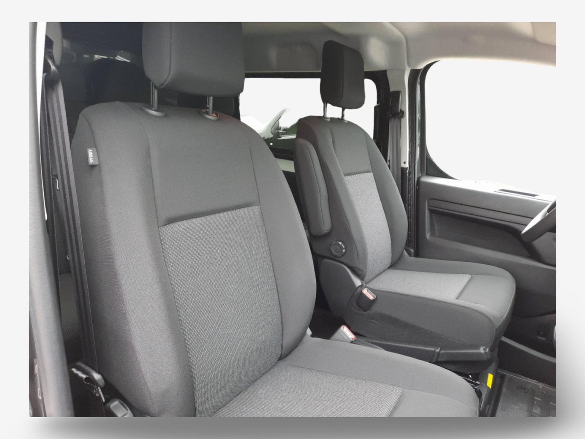 Peugeot Expert 2.0 BlueHDI 180 EAT8 Confort XL Doubel Cabine (2026) - Foto 12