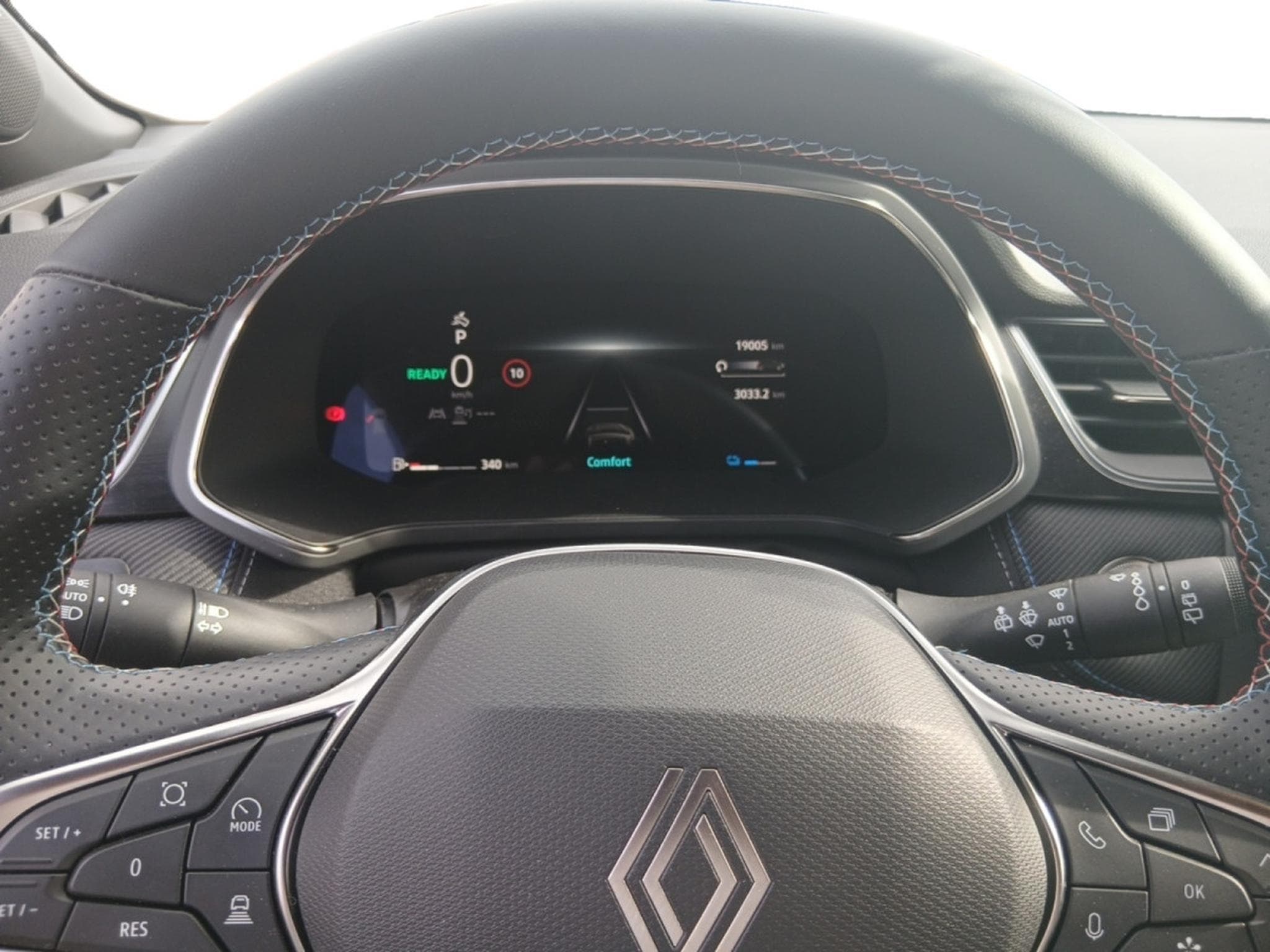 Renault Captur 1.8 Esprit Alpine full hybrid E-Tech 160 hp (2026) - Foto 7