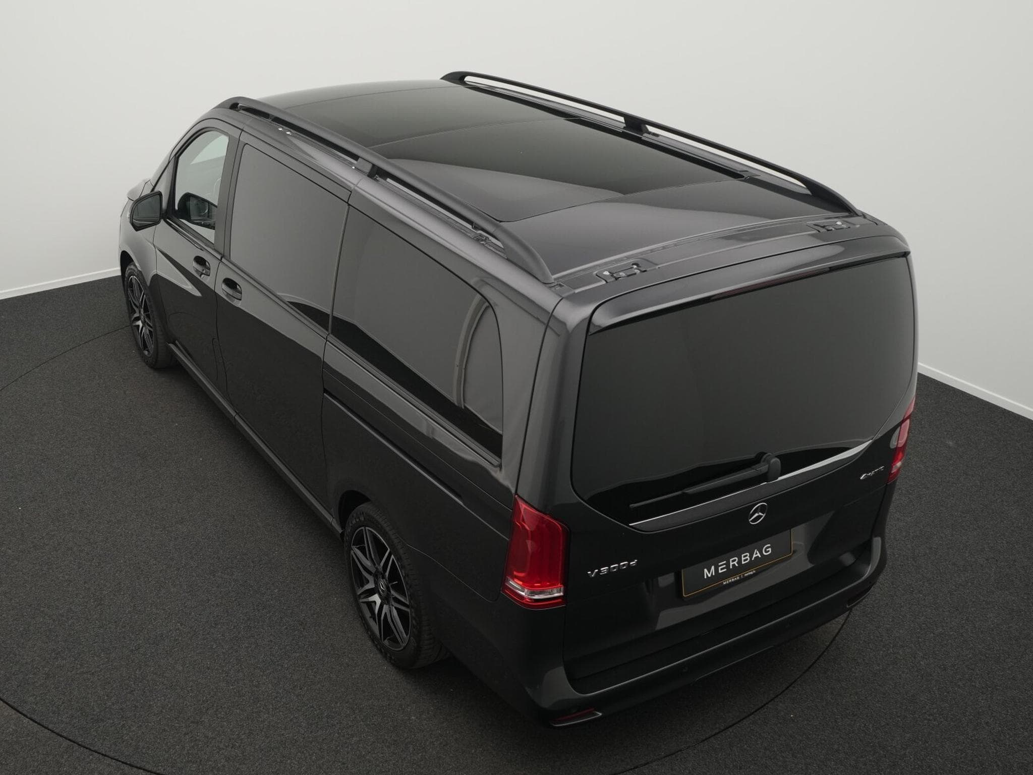 Mercedes V d 4MATIC Exclusive Lang (1970) - Photo 11