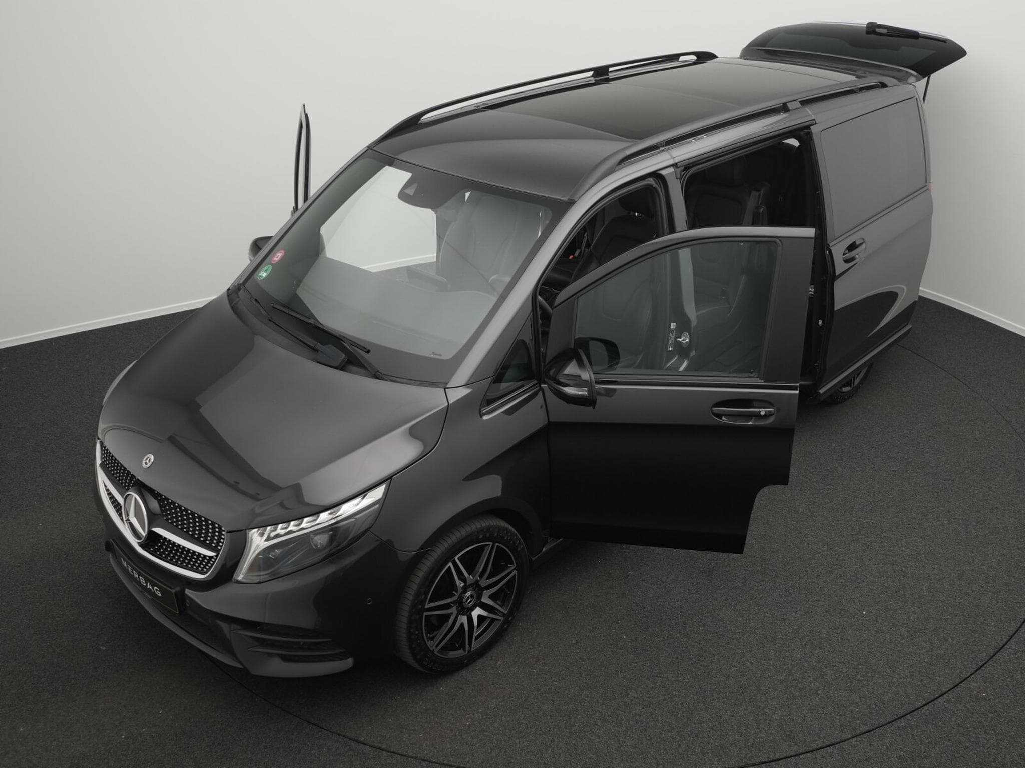 Mercedes V d 4MATIC Exclusive Lang (1970) - Photo 12