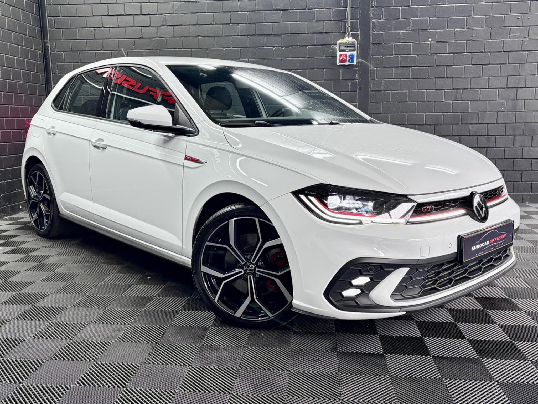 VW Polo 2.0 TSI 207 CV DSG7 *CAM* BEATS * MATRIX* (2023) - Photo 3