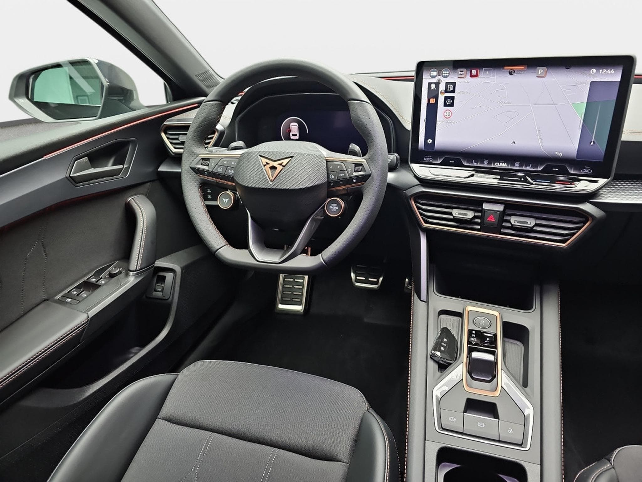 Cupra Leon 1.5 eTSi DSG 150 Kombi (2026) - Photo 8
