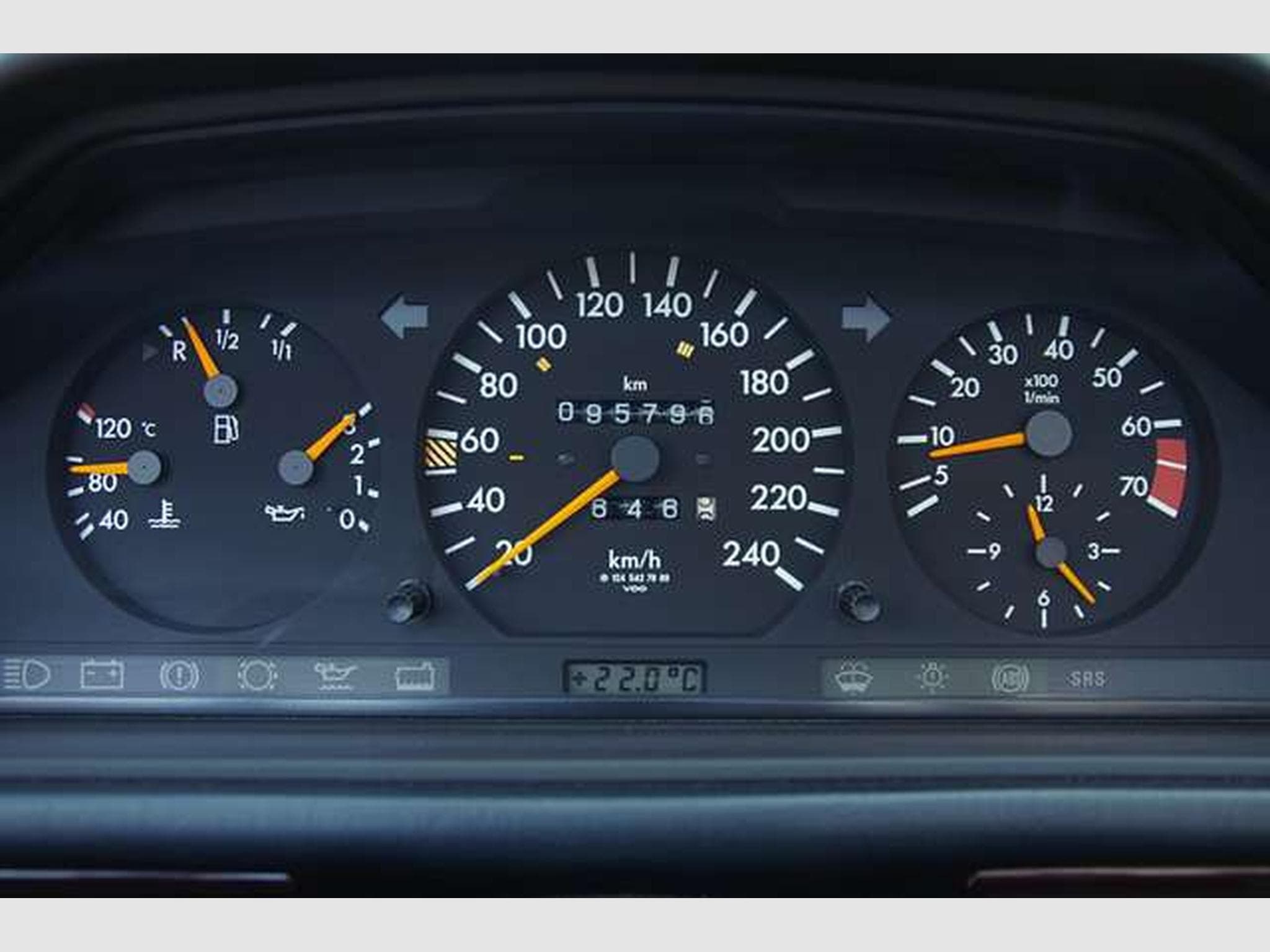 Mercedes E 200 E 200 Cabrio*W124,Automatic,Sitzheizung,Tempomat (1996) - Foto 10