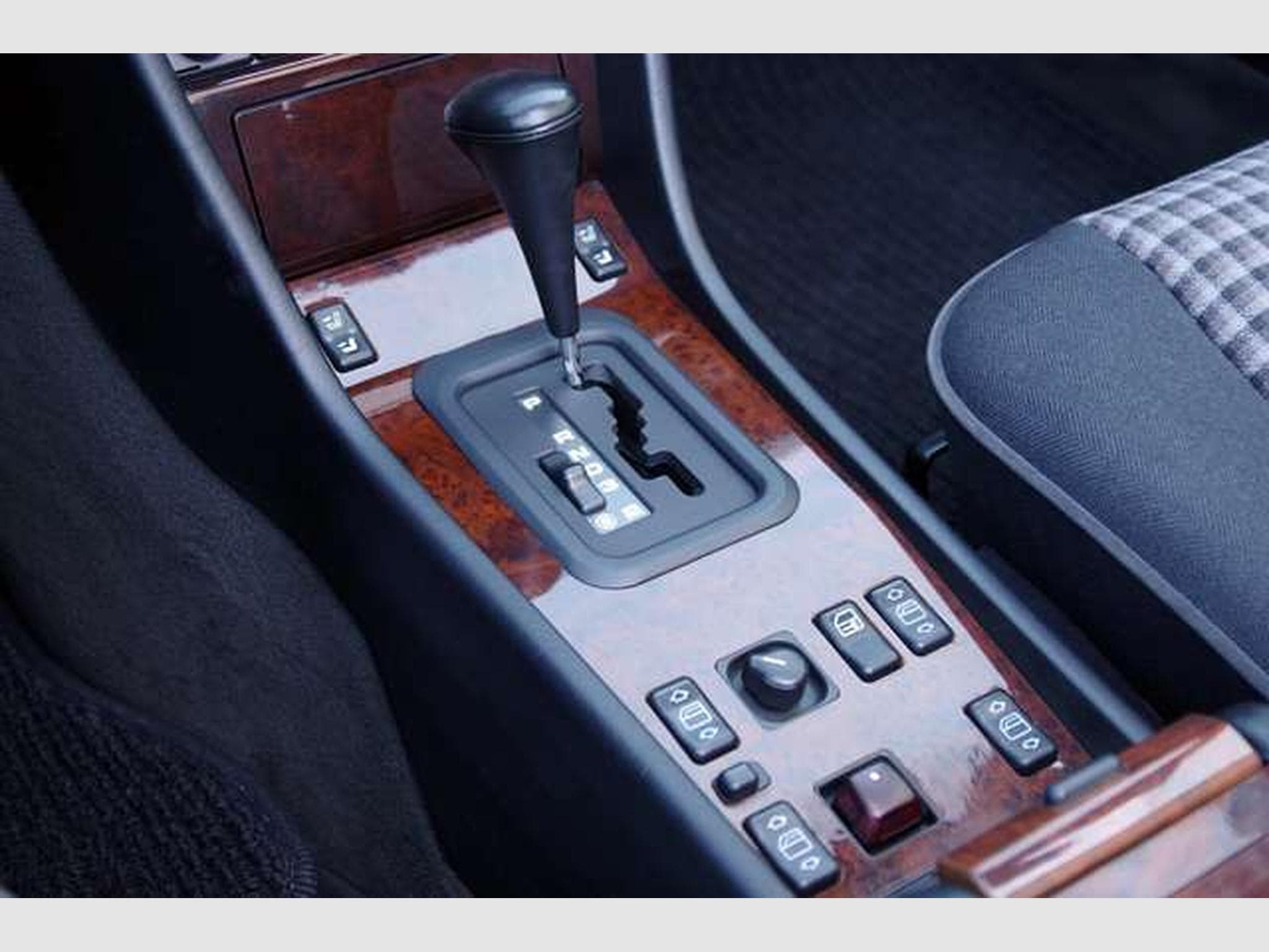 Mercedes E 200 E 200 Cabrio*W124,Automatic,Sitzheizung,Tempomat (1996) - Foto 12