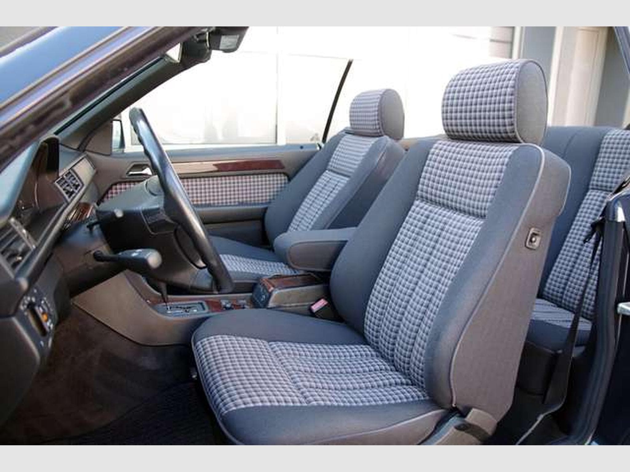 Mercedes E 200 E 200 Cabrio*W124,Automatic,Sitzheizung,Tempomat (1996) - Foto 6